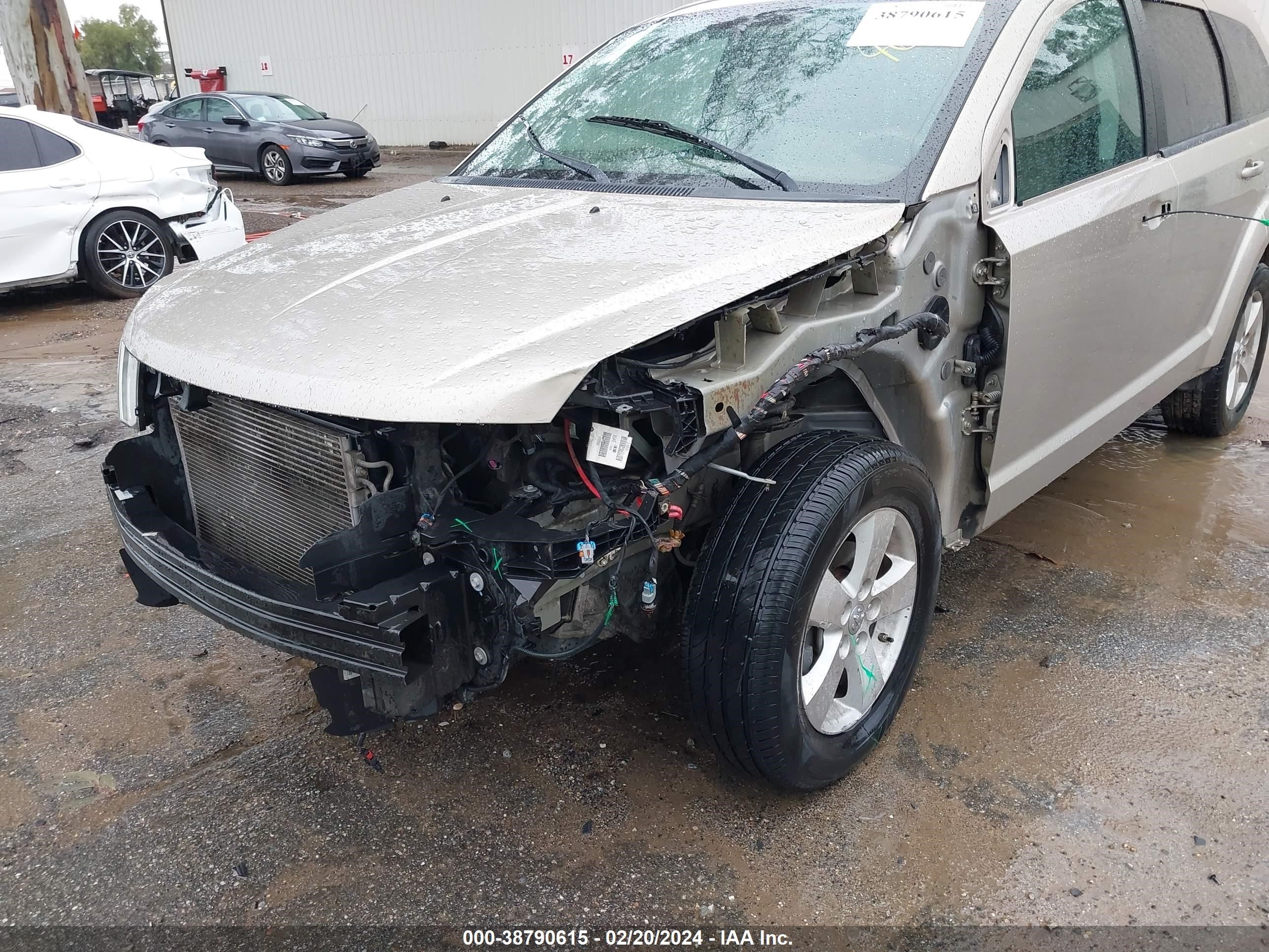 Photo 5 VIN: 3D4GG57V29T159355 - DODGE JOURNEY 