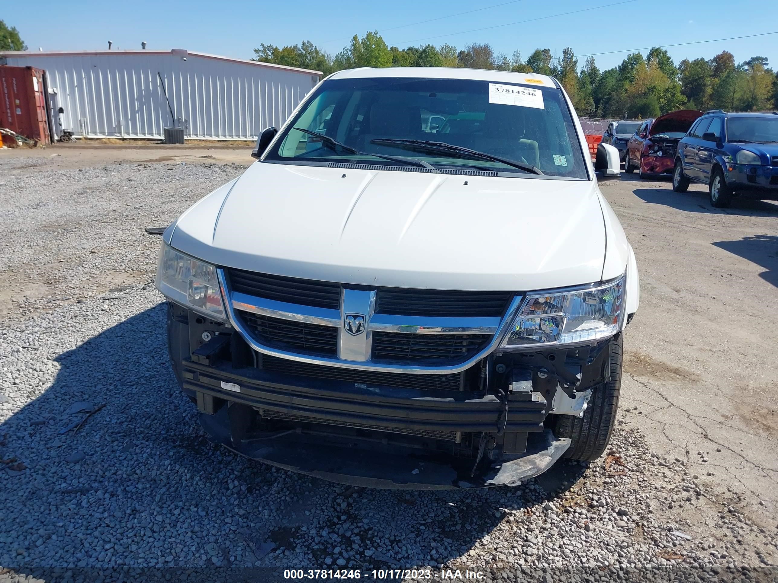 Photo 5 VIN: 3D4GG57V29T244857 - DODGE JOURNEY 