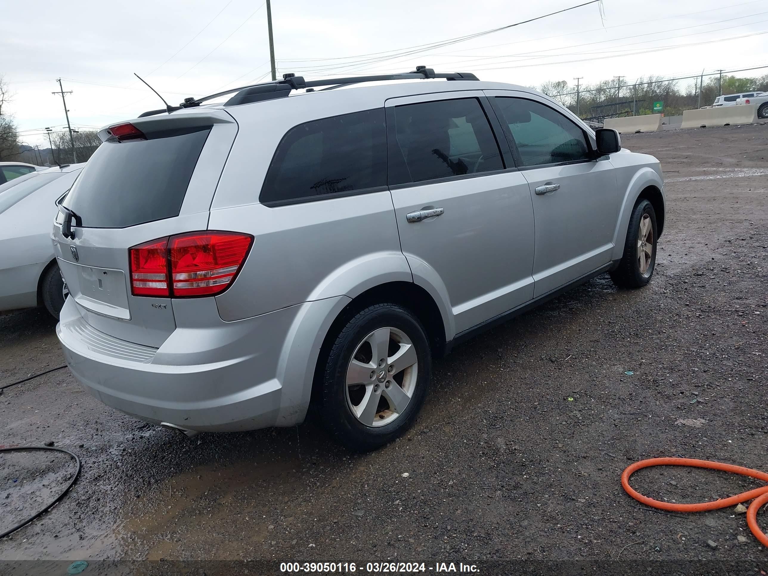 Photo 3 VIN: 3D4GG57V79T233675 - DODGE JOURNEY 