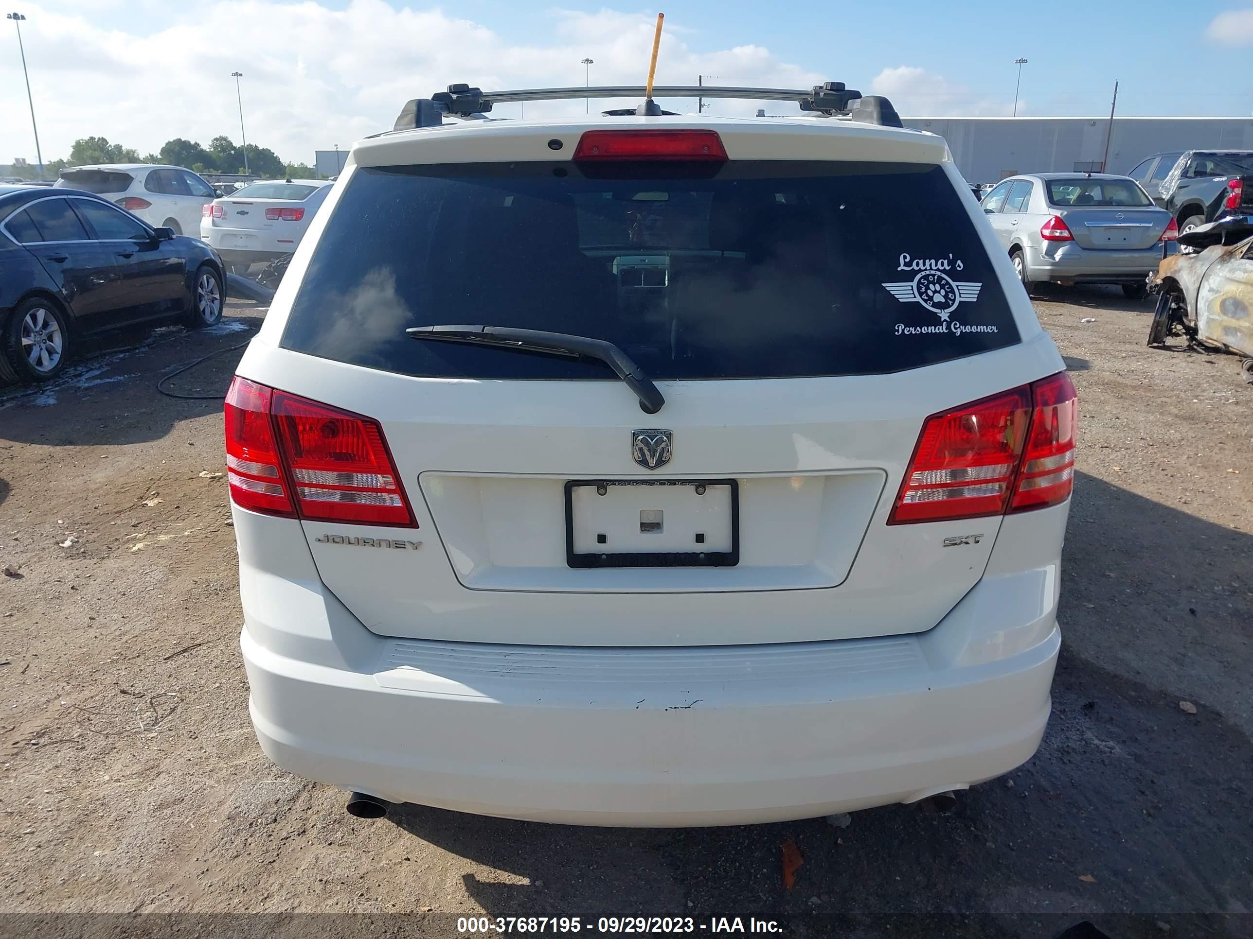 Photo 16 VIN: 3D4GG57V99T134095 - DODGE JOURNEY 