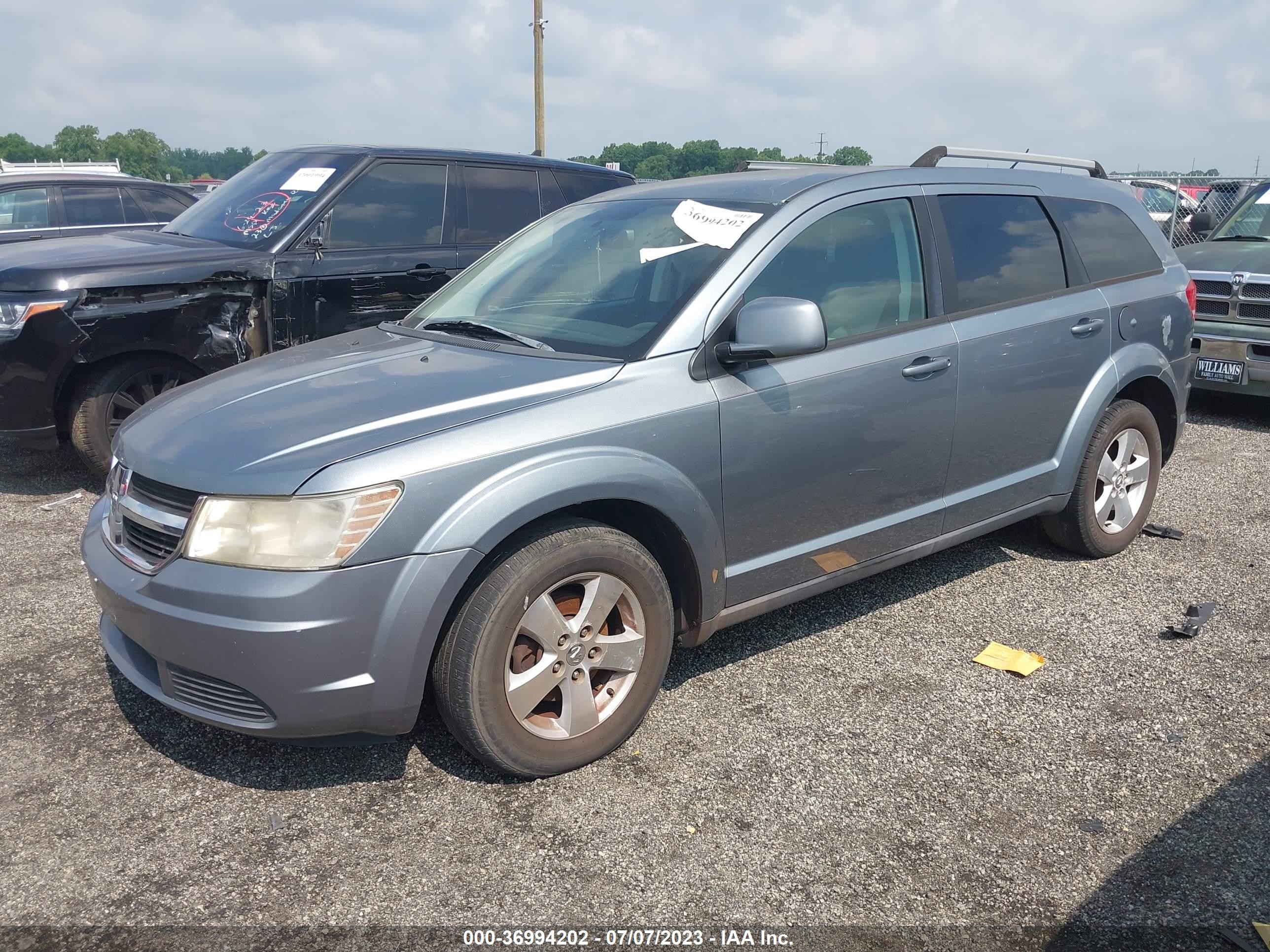 Photo 1 VIN: 3D4GG57V99T592901 - DODGE JOURNEY 