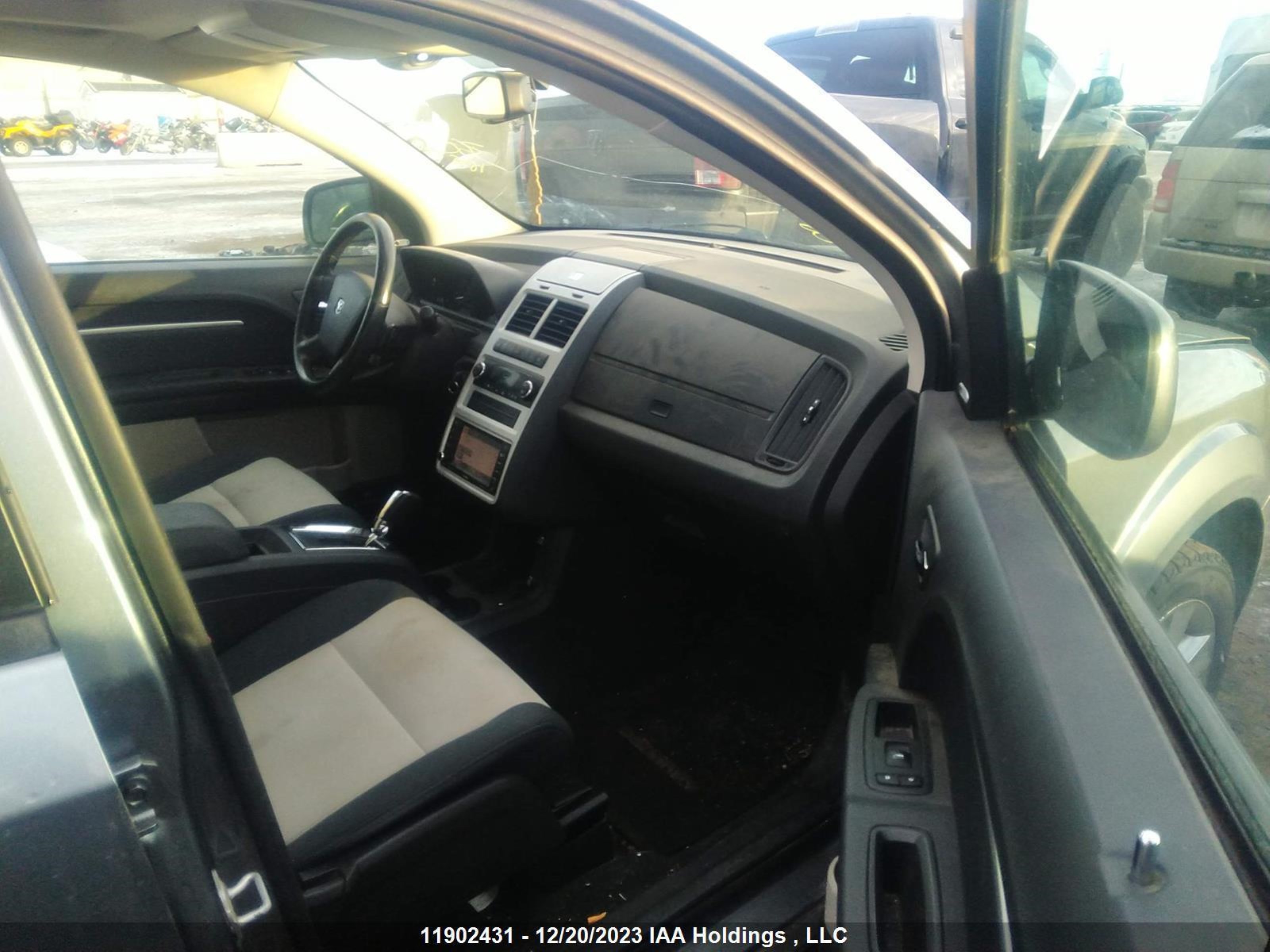 Photo 4 VIN: 3D4GH57V39T190613 - DODGE JOURNEY 