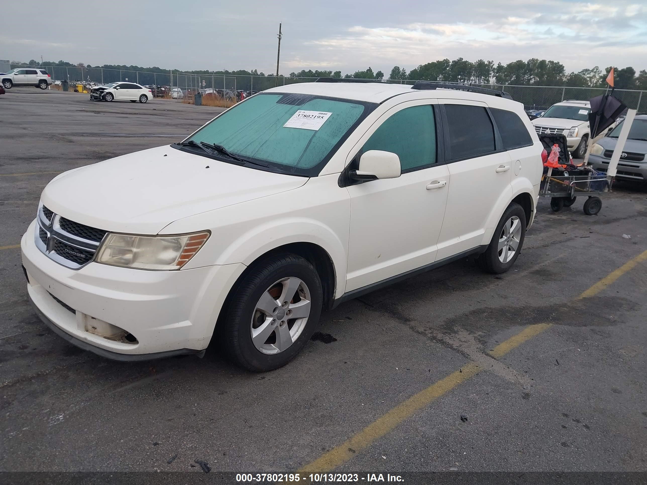 Photo 1 VIN: 3D4PG1FG8BT506611 - DODGE JOURNEY 