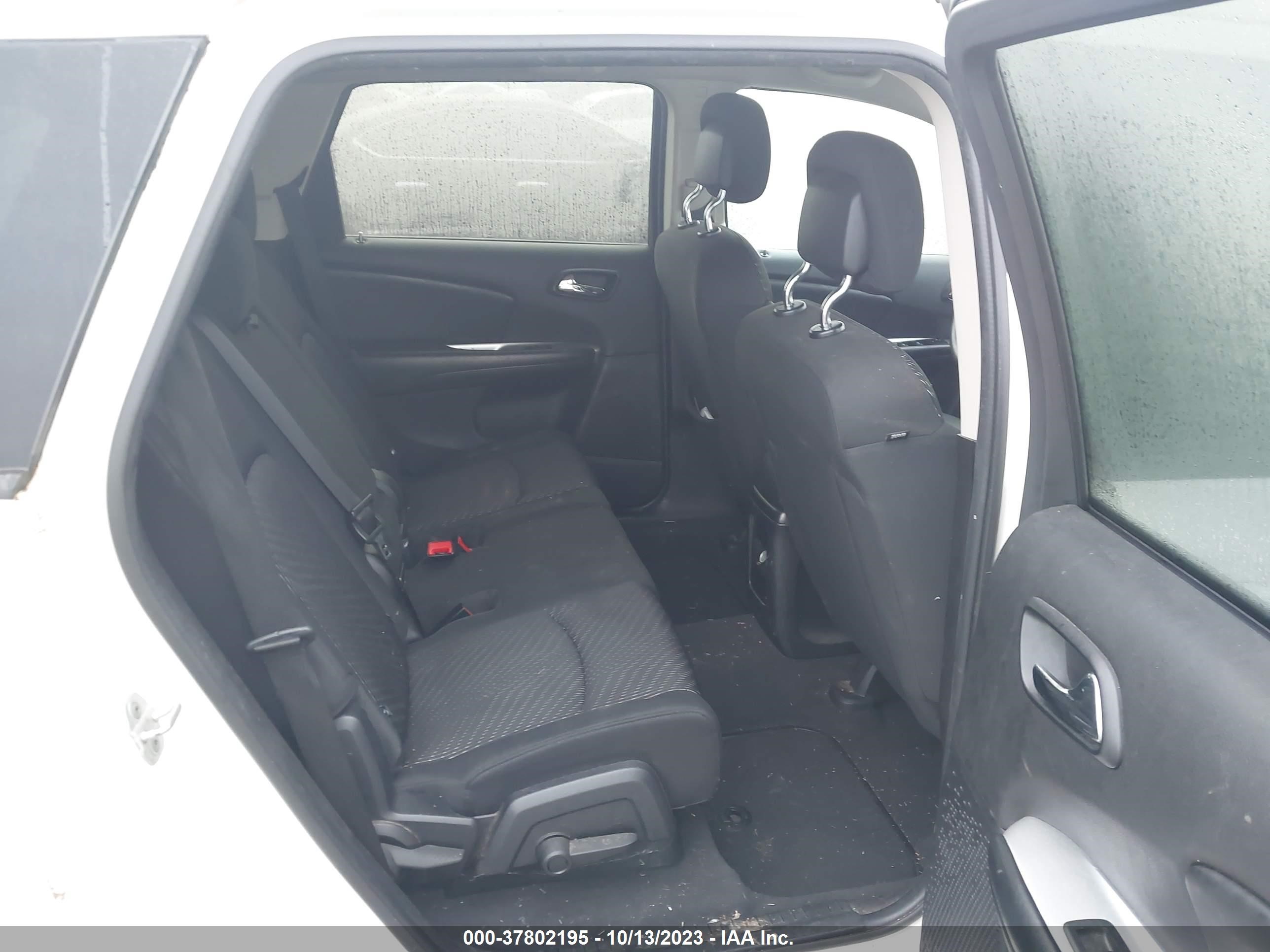 Photo 7 VIN: 3D4PG1FG8BT506611 - DODGE JOURNEY 