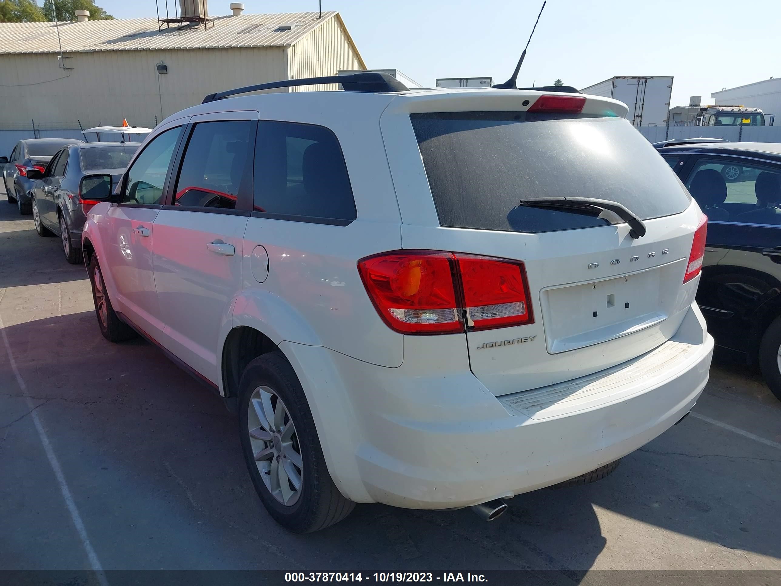 Photo 2 VIN: 3D4PG1FG9BT526947 - DODGE JOURNEY 