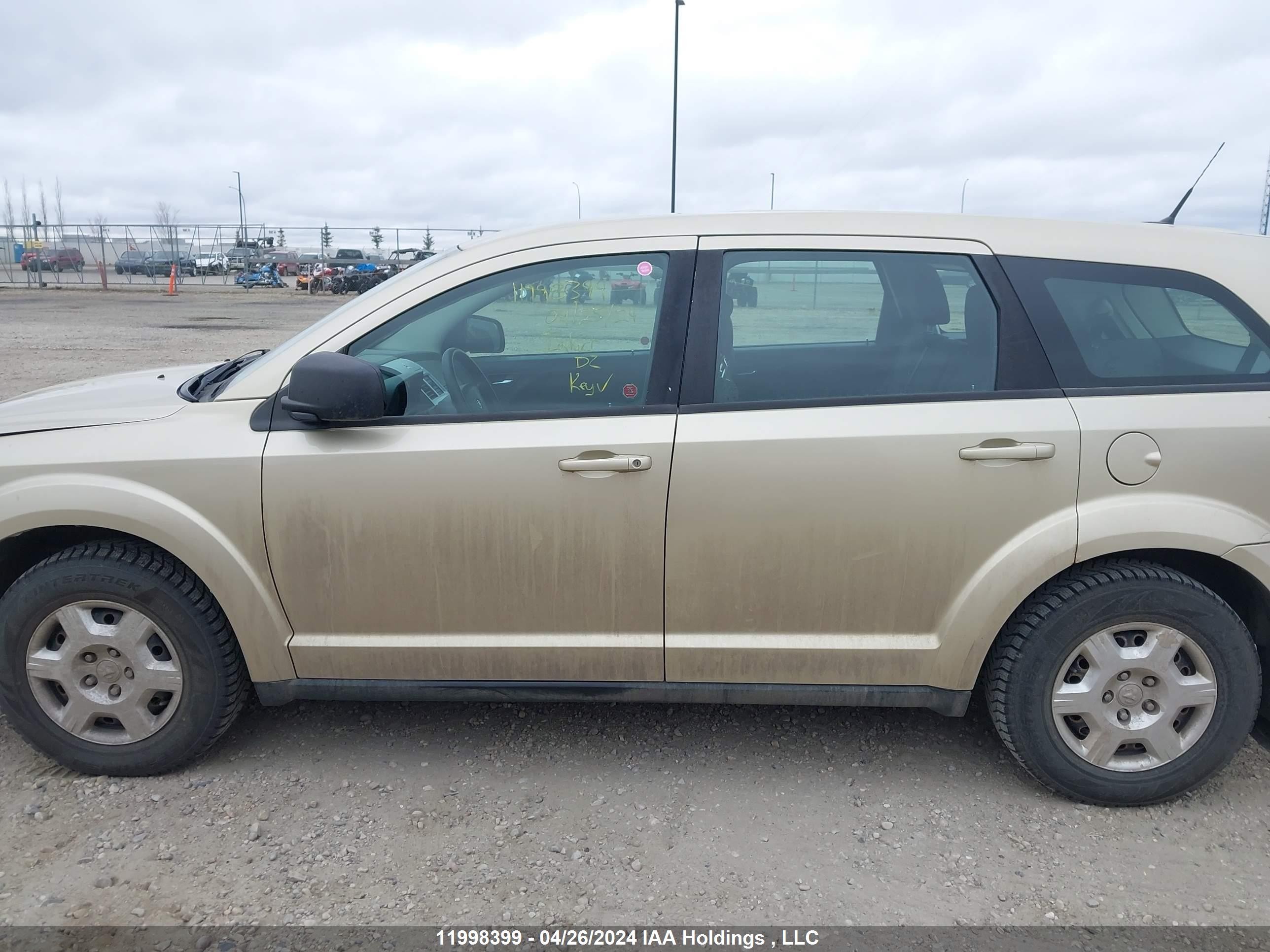 Photo 14 VIN: 3D4PG4FB0AT239145 - DODGE JOURNEY 