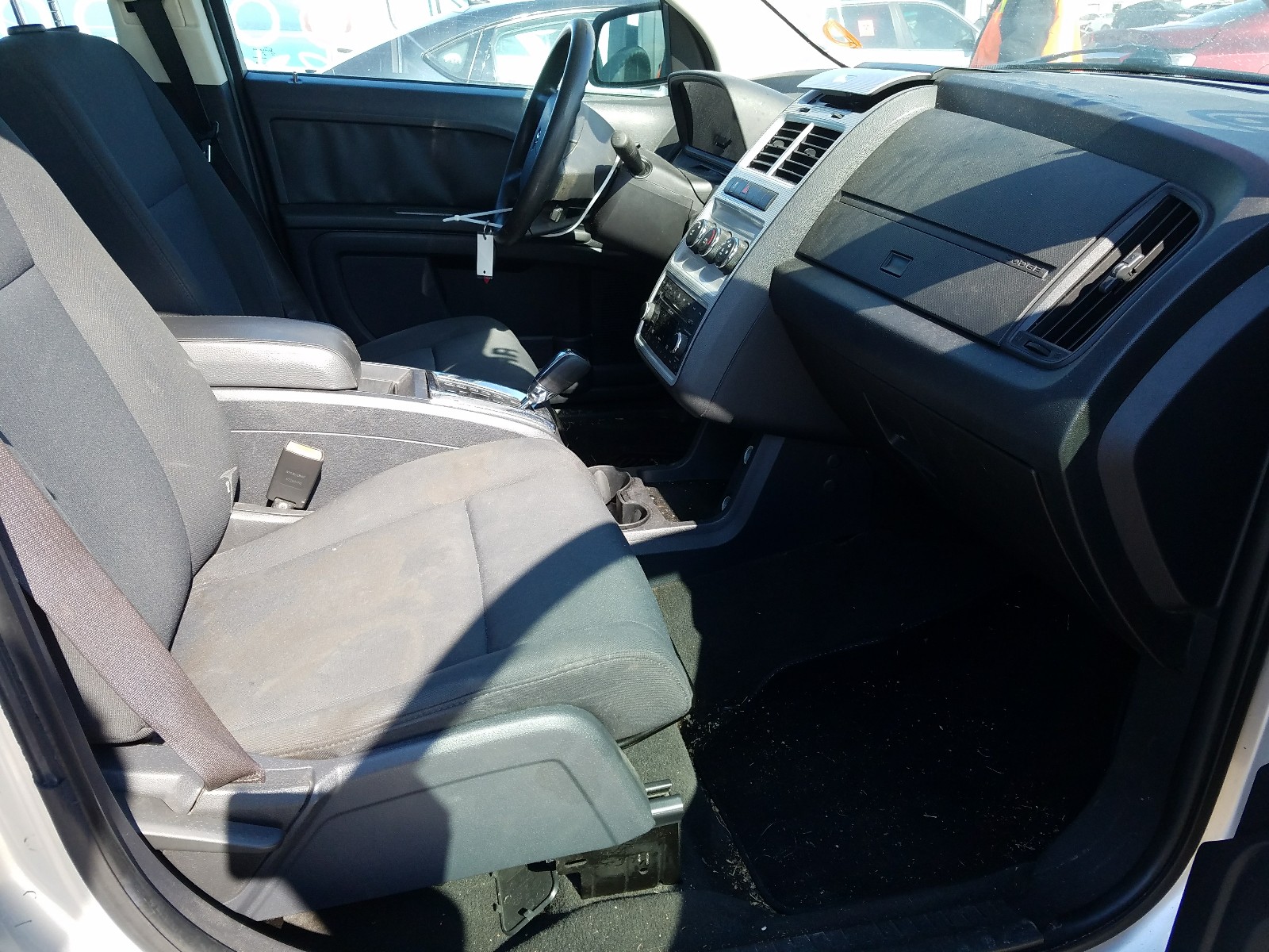 Photo 4 VIN: 3D4PG4FB2AT233668 - DODGE JOURNEY SE 