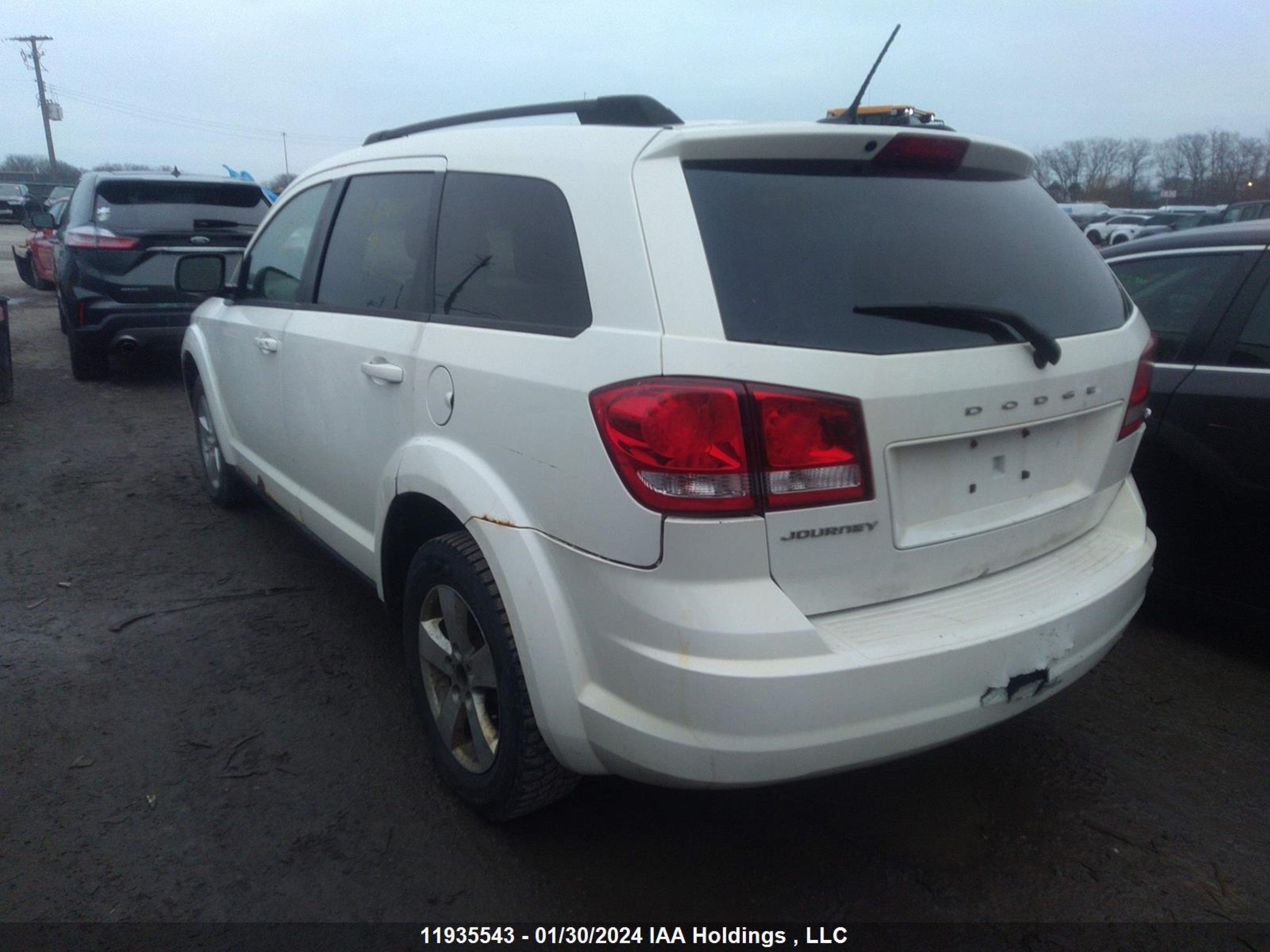 Photo 2 VIN: 3D4PG4FB2BT560198 - DODGE JOURNEY 