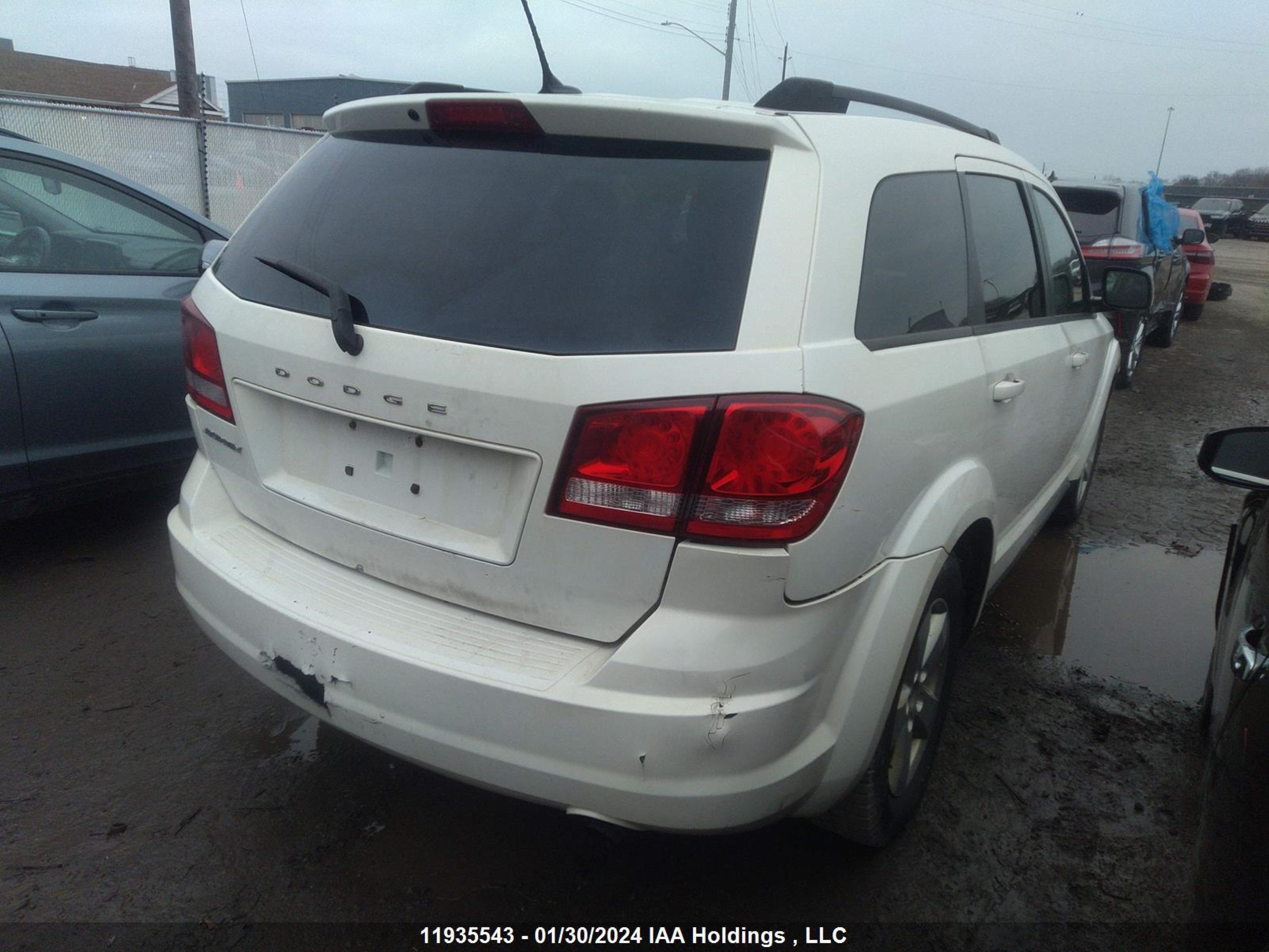 Photo 3 VIN: 3D4PG4FB2BT560198 - DODGE JOURNEY 