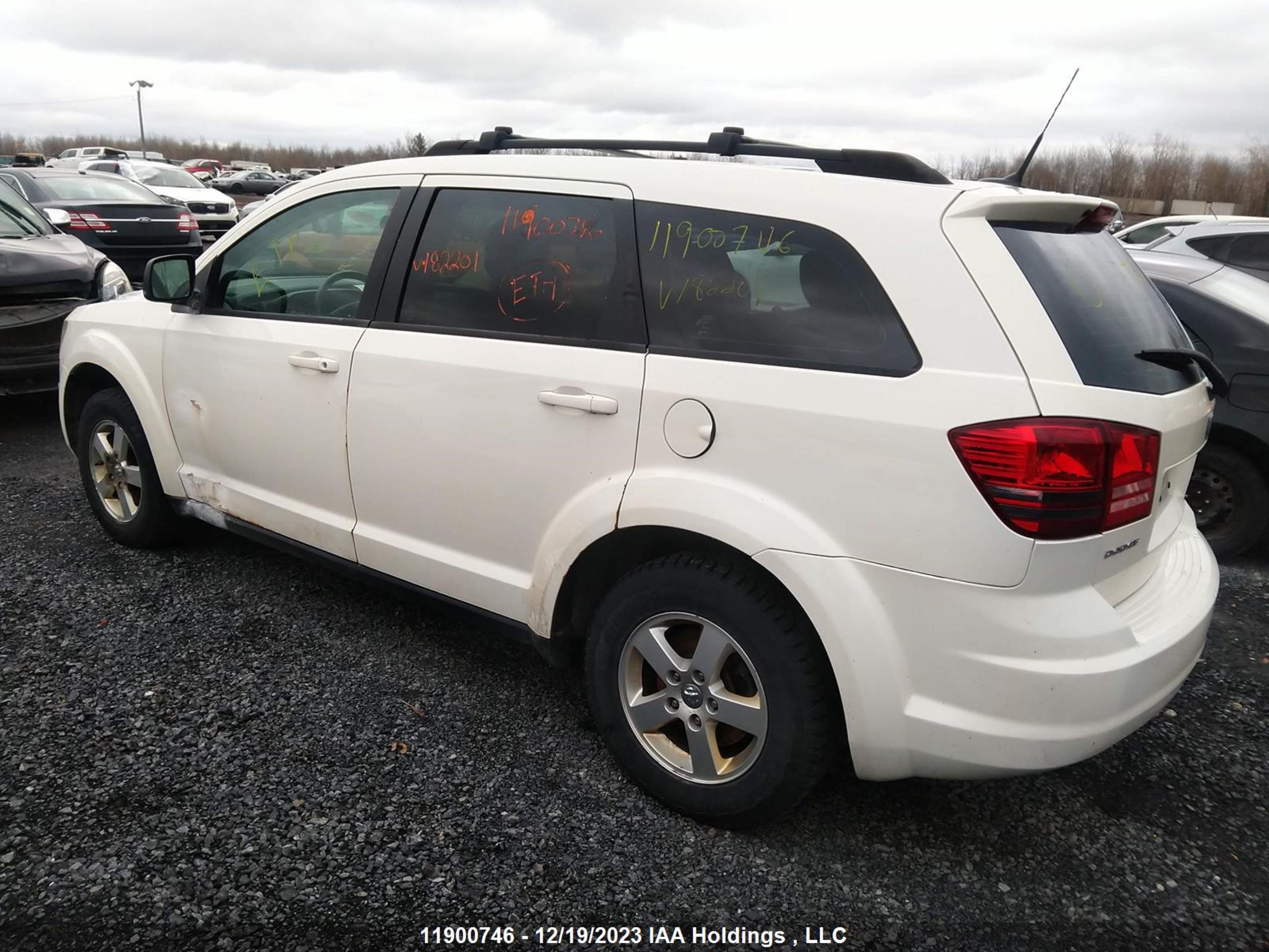 Photo 2 VIN: 3D4PG4FB5AT182201 - DODGE JOURNEY 