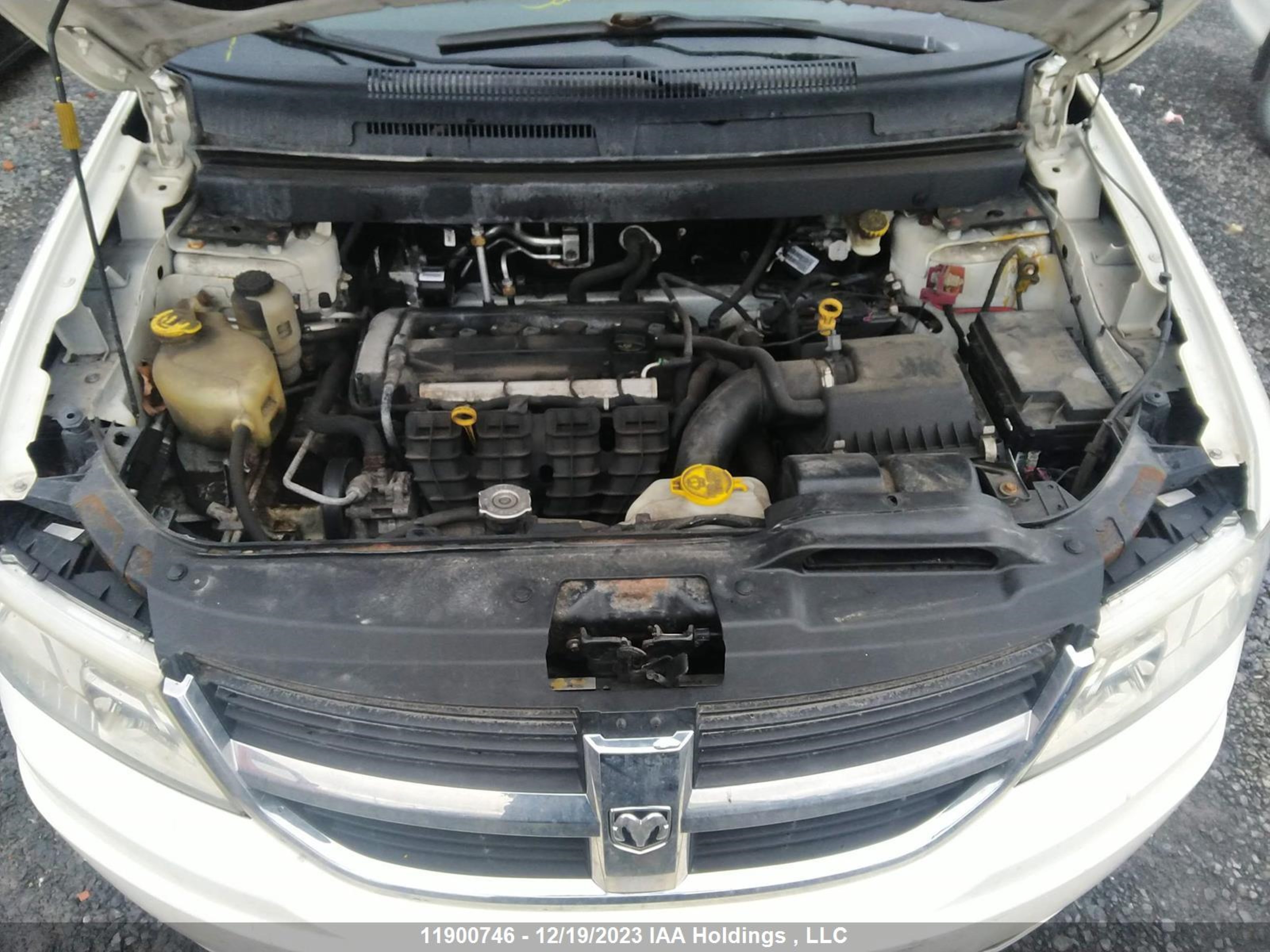 Photo 9 VIN: 3D4PG4FB5AT182201 - DODGE JOURNEY 