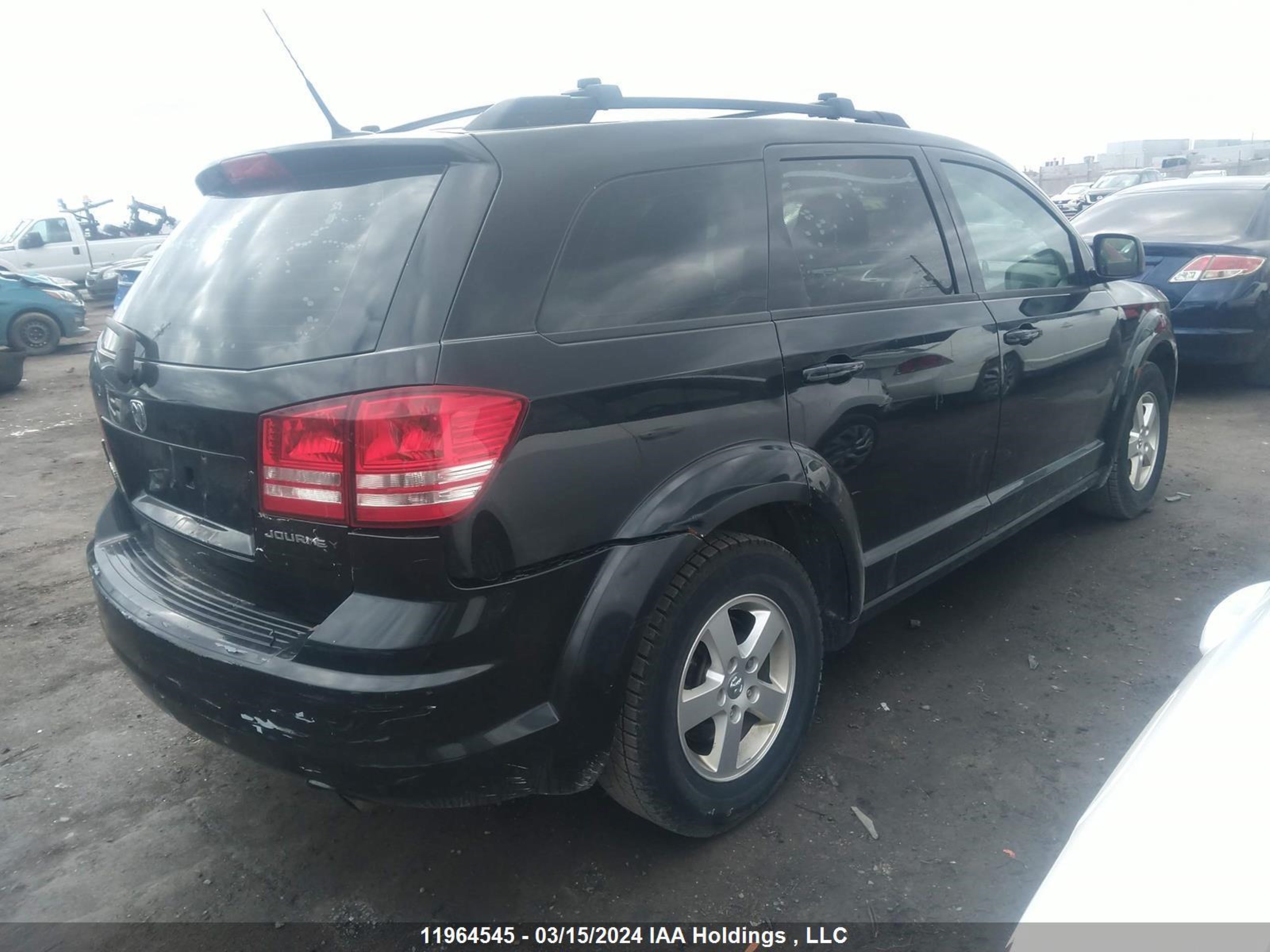 Photo 3 VIN: 3D4PG4FB8AT167045 - DODGE JOURNEY 