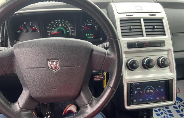 Photo 8 VIN: 3D4PG4FB8AT203865 - DODGE JOURNEY SE 