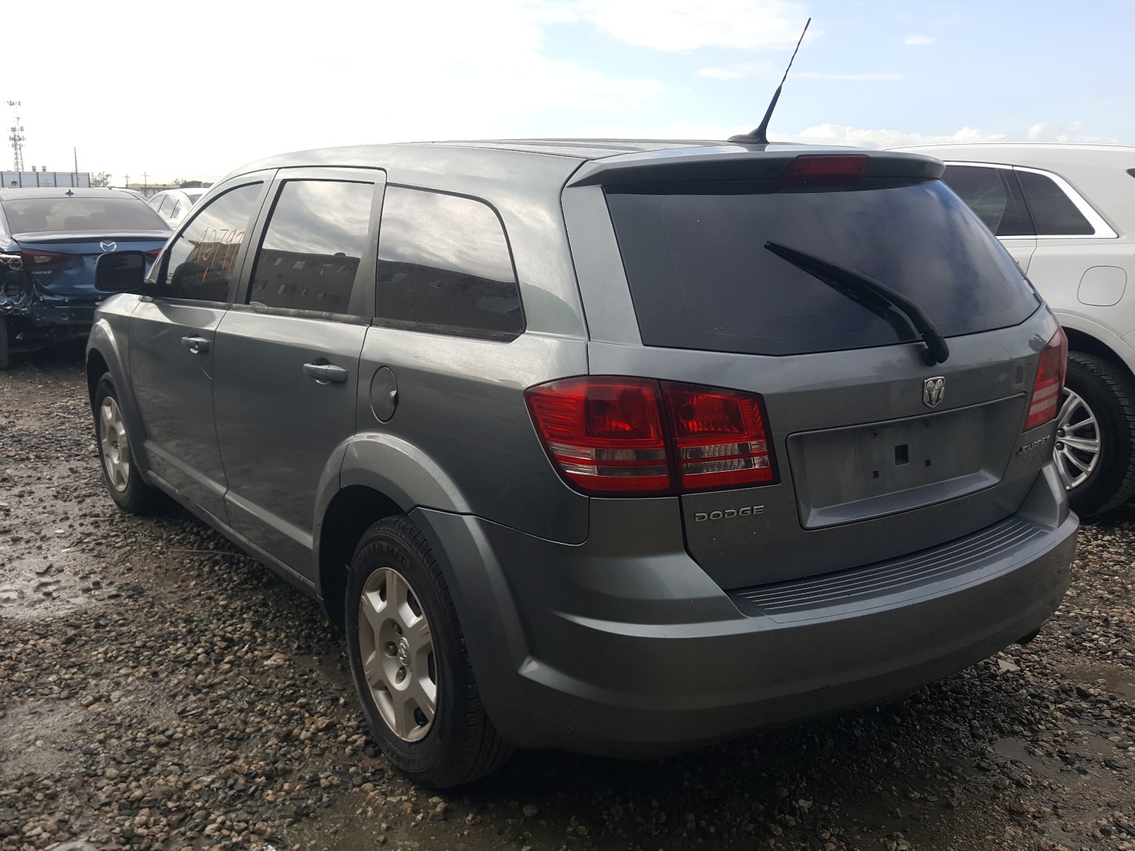 Photo 2 VIN: 3D4PG4FB8AT224599 - DODGE JOURNEY SE 