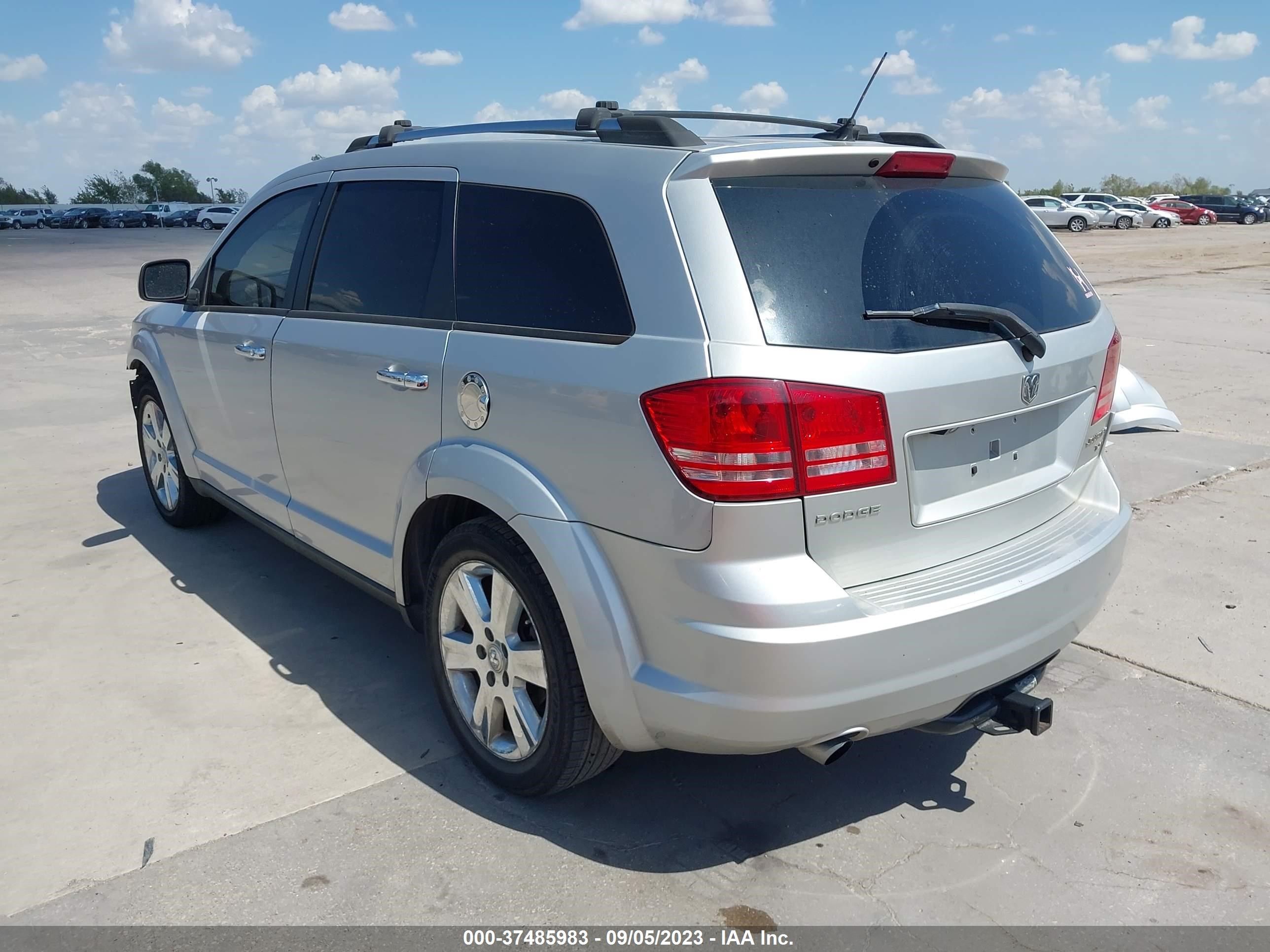 Photo 2 VIN: 3D4PG5FV5AT209395 - DODGE JOURNEY 