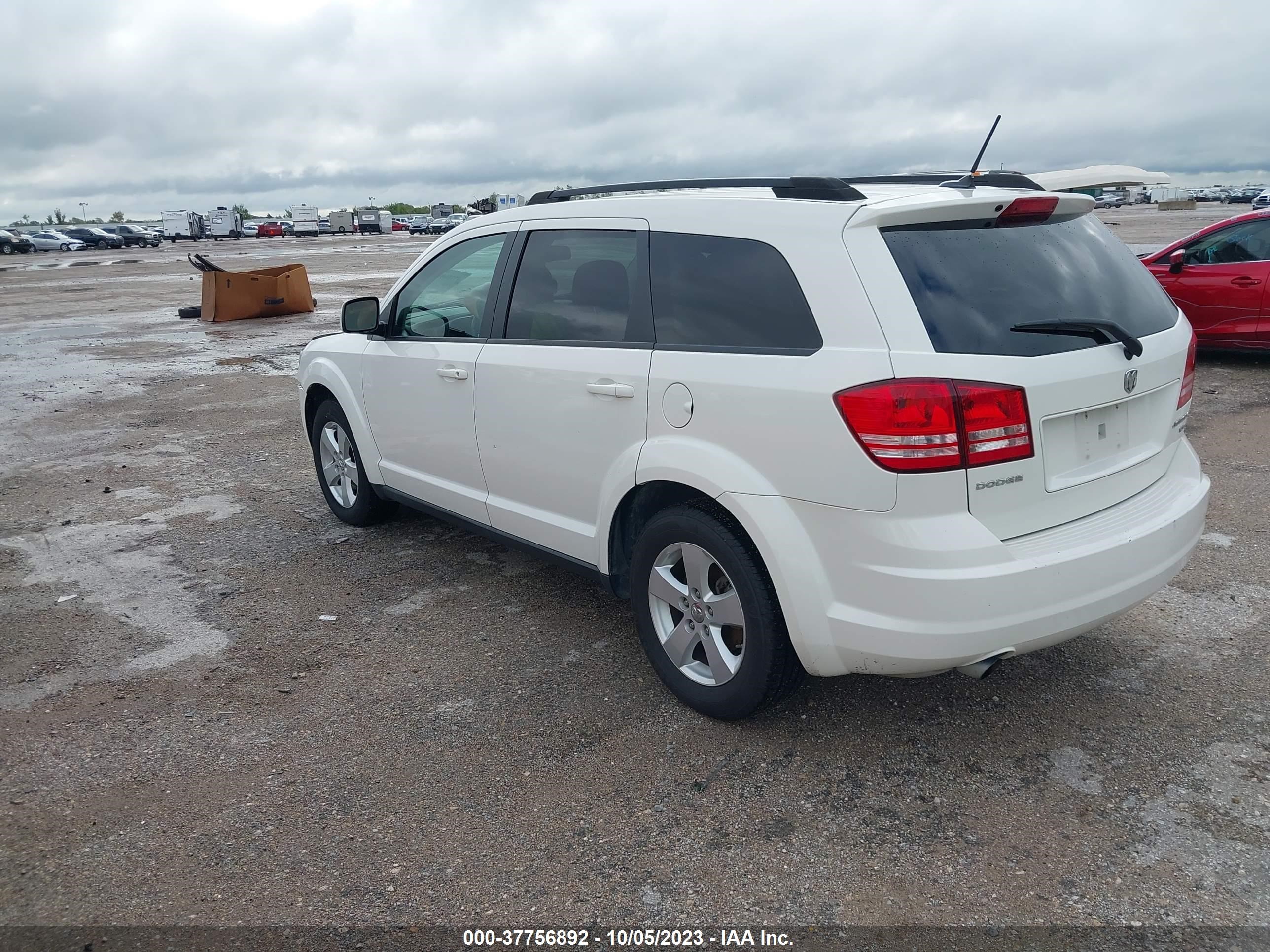 Photo 2 VIN: 3D4PG5FVXAT150540 - DODGE JOURNEY 