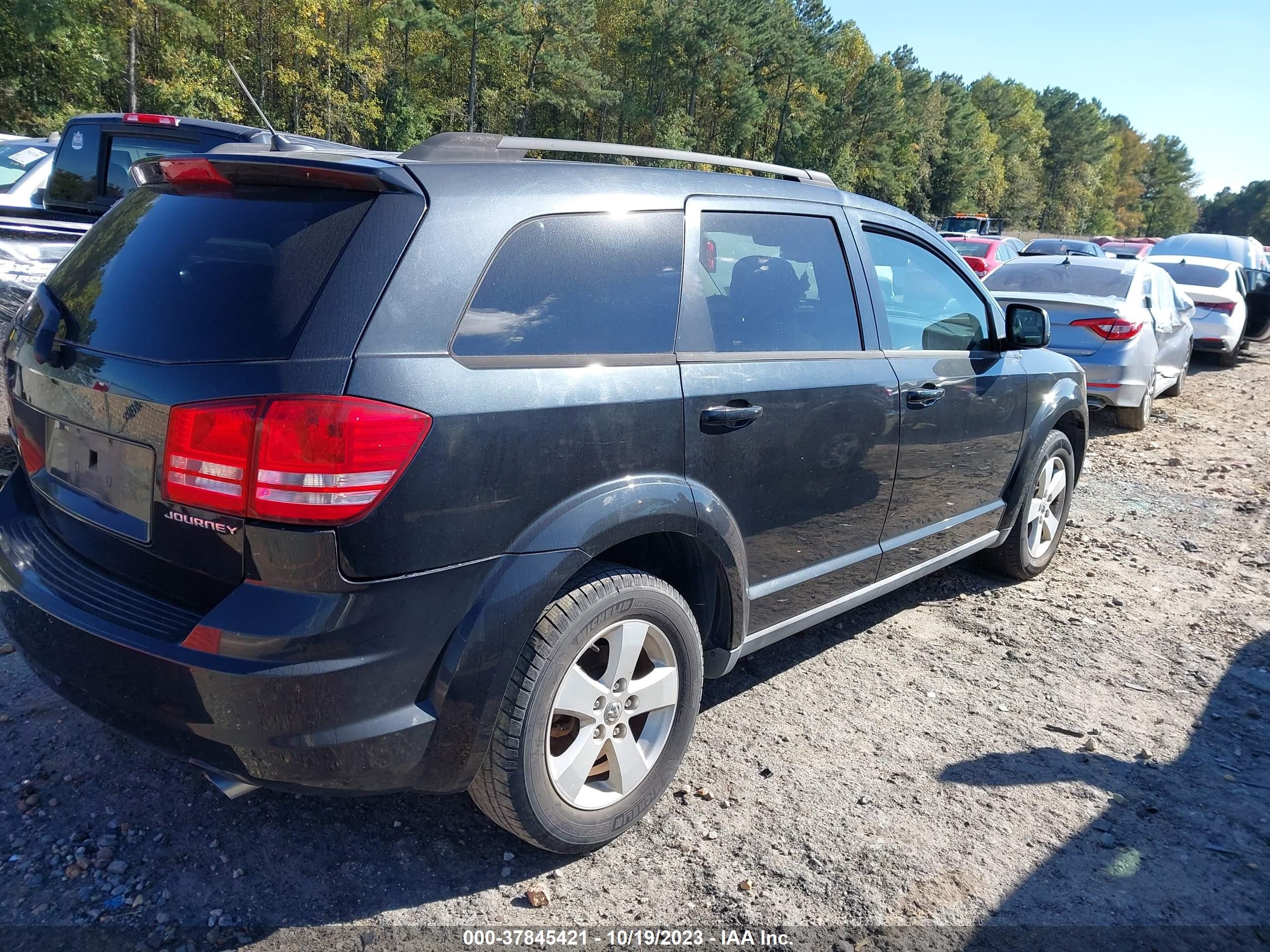 Photo 3 VIN: 3D4PG5FVXAT210333 - DODGE JOURNEY 