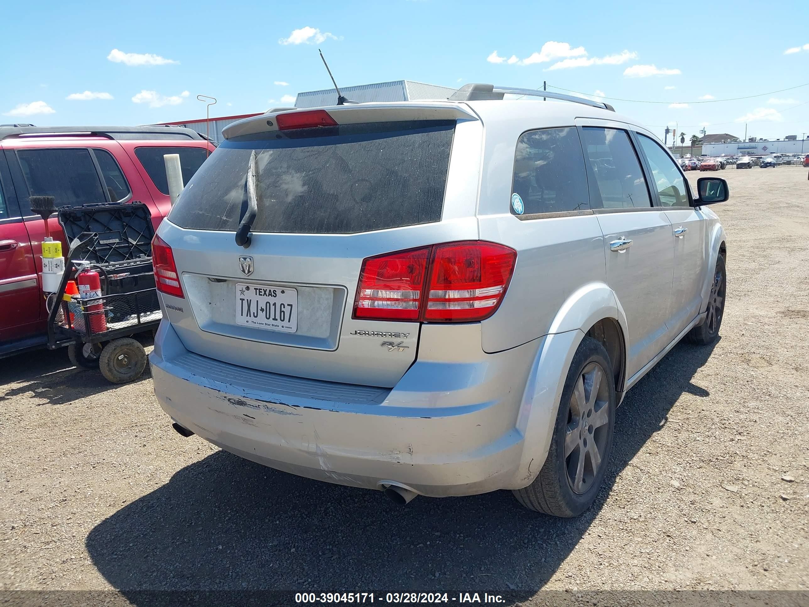 Photo 3 VIN: 3D4PG6FV1AT183478 - DODGE JOURNEY 