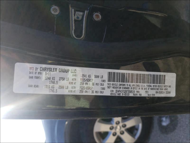 Photo 9 VIN: 3D4PH1FG2BT550519 - DODGE JOURNEY MA 