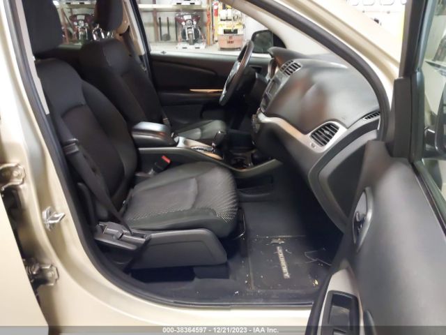 Photo 4 VIN: 3D4PH1FG2BT561326 - DODGE JOURNEY 