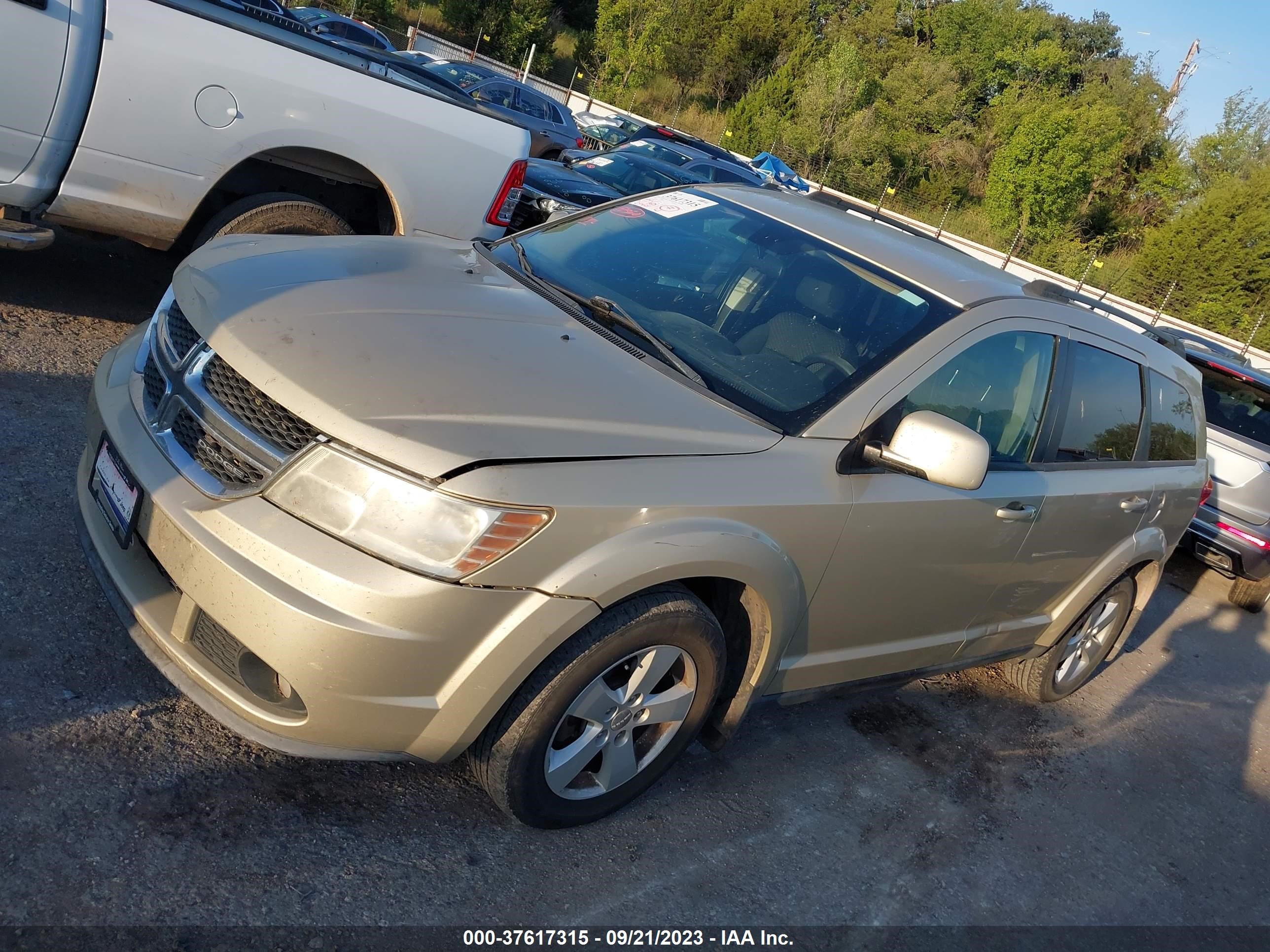 Photo 5 VIN: 3D4PH1FG4BT502262 - DODGE JOURNEY 