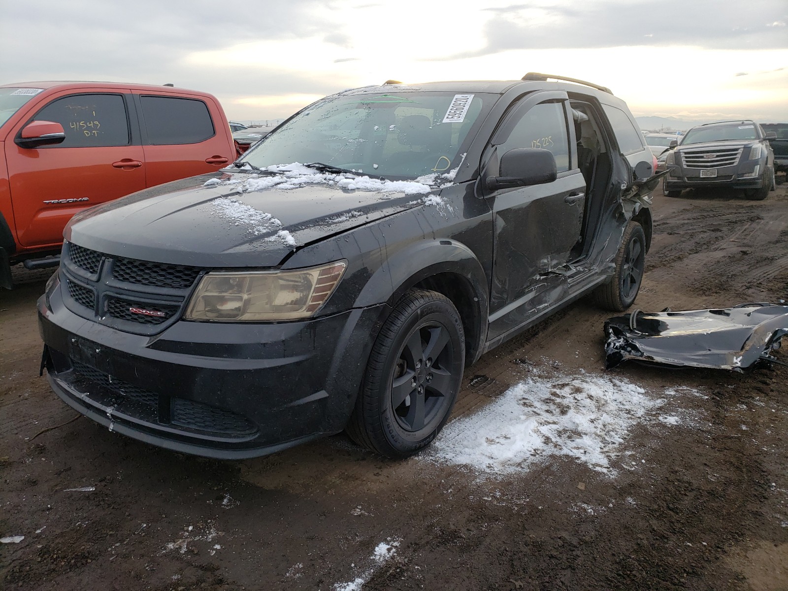 Photo 1 VIN: 3D4PH1FG7BT520867 - DODGE JOURNEY MA 