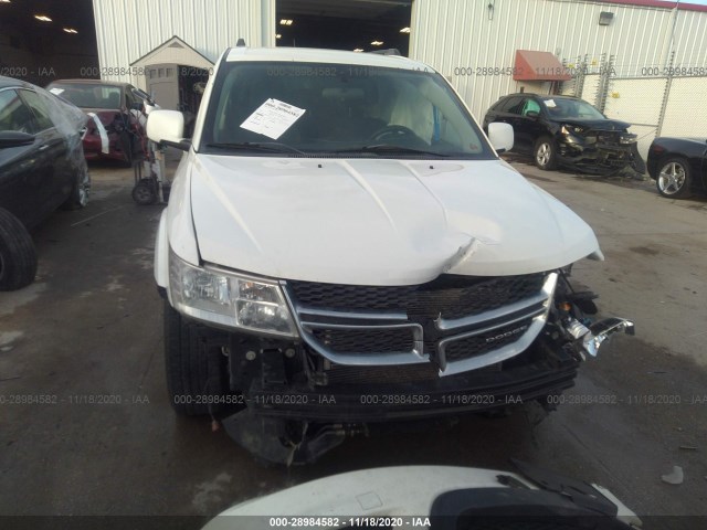 Photo 5 VIN: 3D4PH1FG8BT553084 - DODGE JOURNEY 