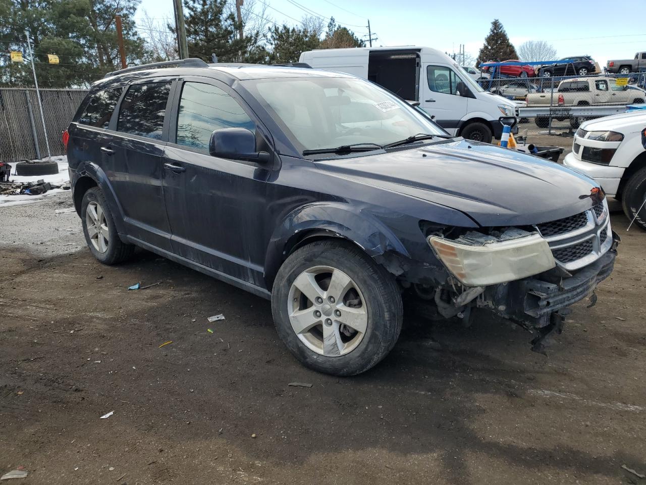 Photo 3 VIN: 3D4PH1FGXBT517297 - DODGE JOURNEY 