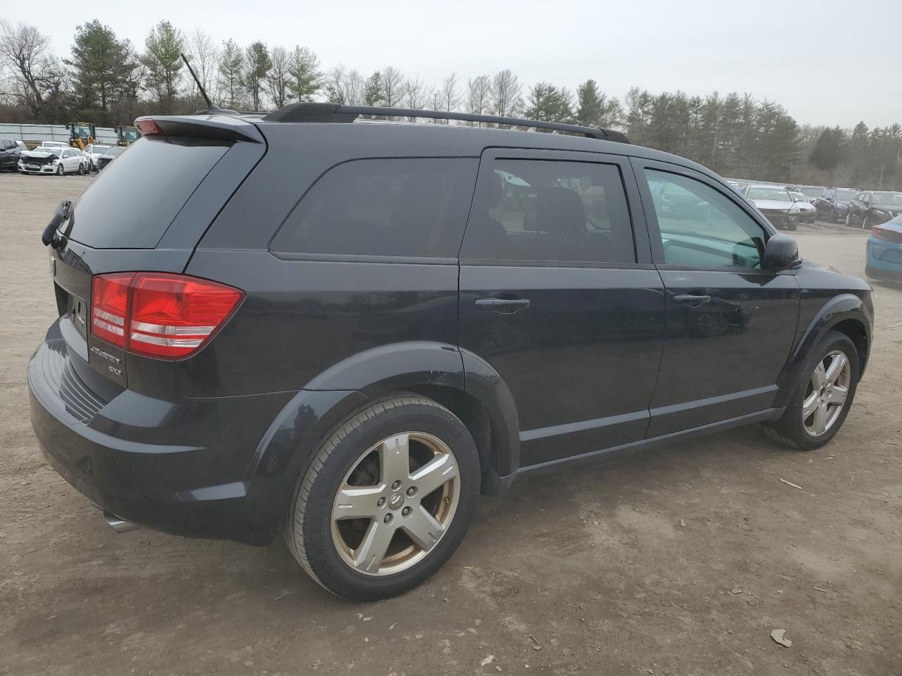 Photo 2 VIN: 3D4PH5FV7AT282720 - DODGE JOURNEY 