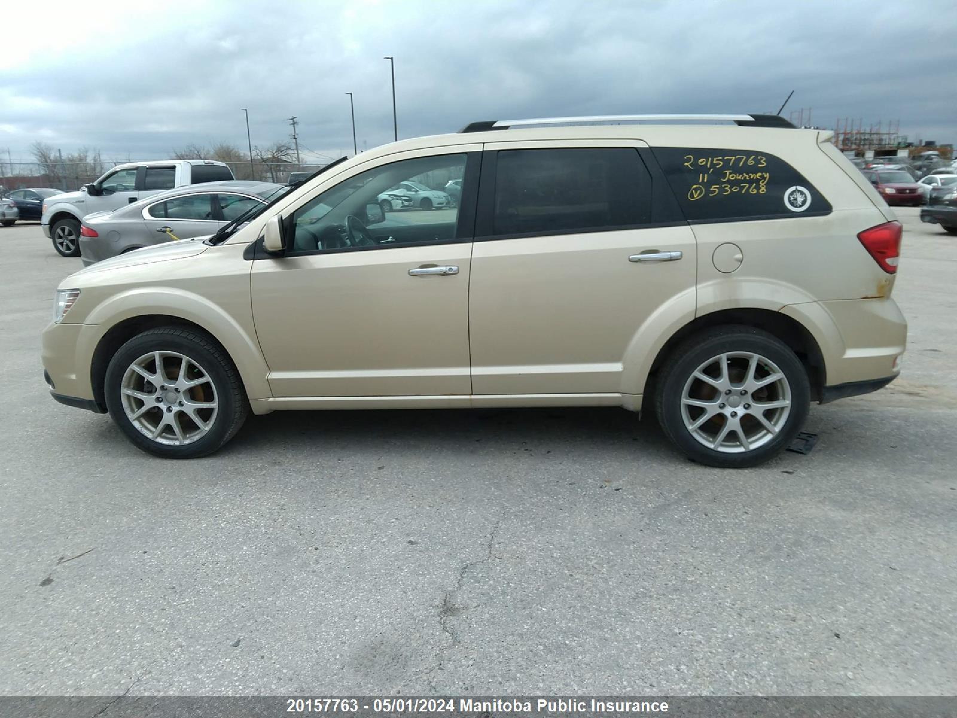 Photo 12 VIN: 3D4PH6FG4BT530768 - DODGE JOURNEY 