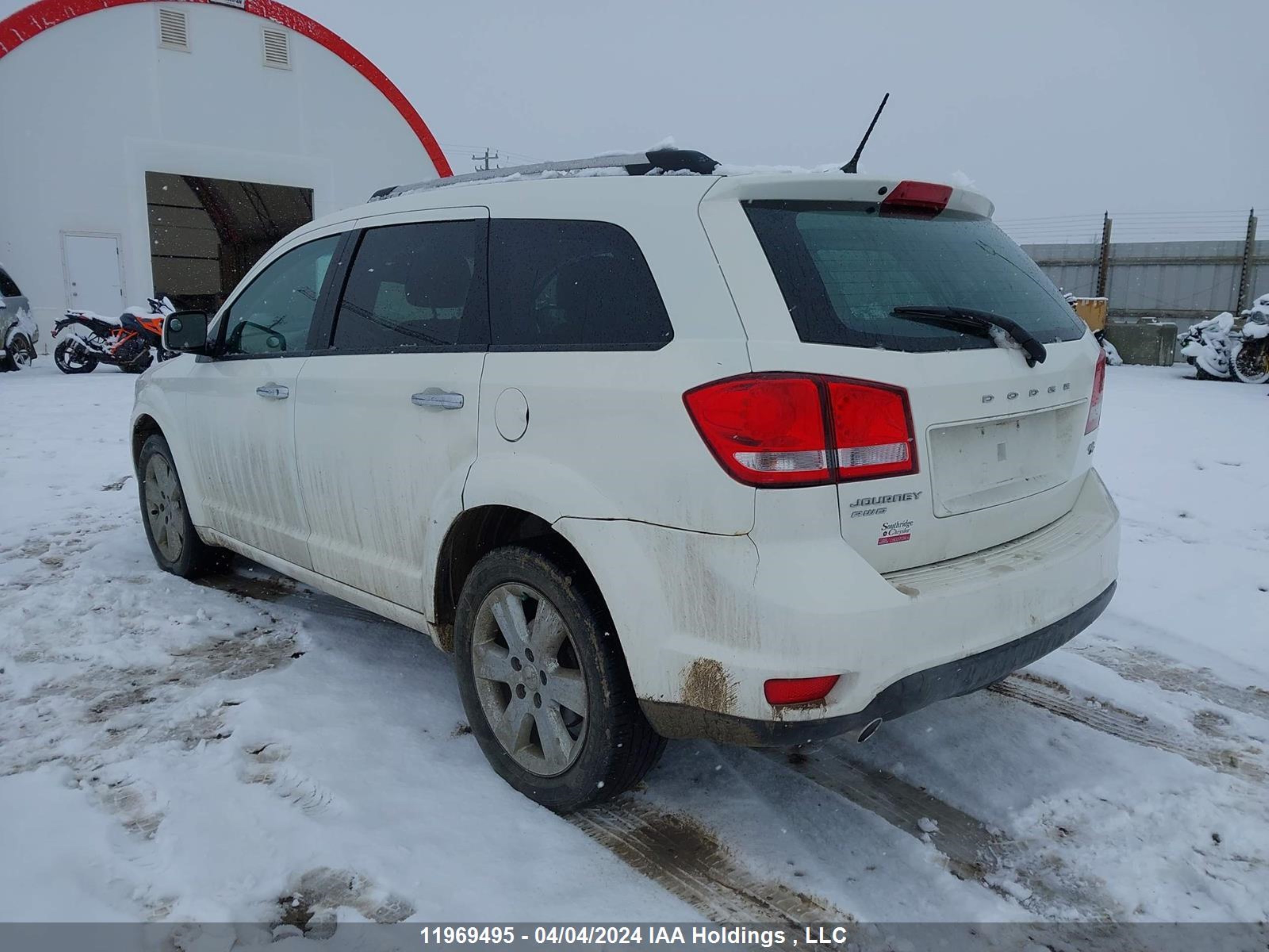 Photo 2 VIN: 3D4PH6FG6BT570253 - DODGE JOURNEY 