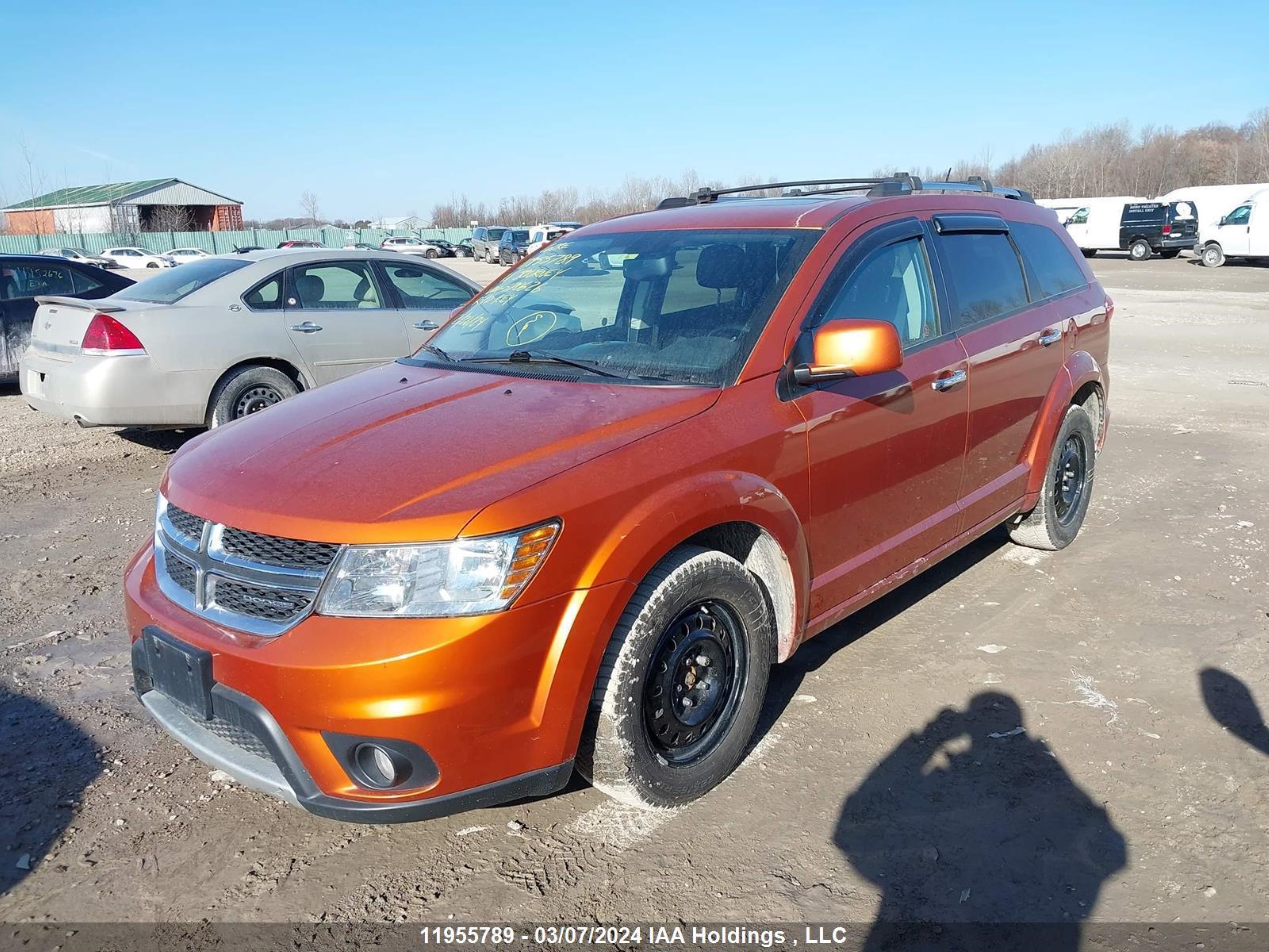 Photo 1 VIN: 3D4PH6FG8BT570626 - DODGE JOURNEY 