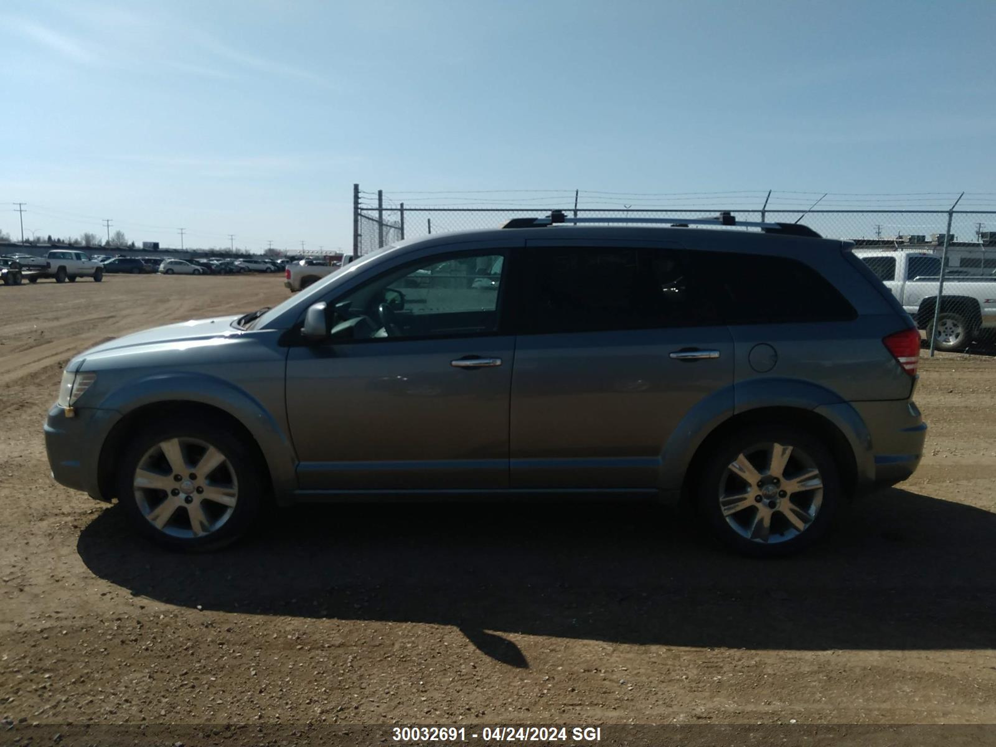 Photo 13 VIN: 3D4PH6FV1AT282542 - DODGE JOURNEY 