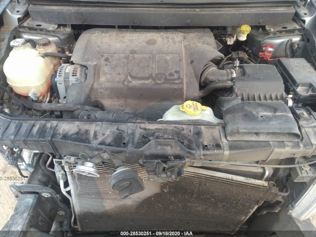 Photo 9 VIN: 3D4PH6FV7AT282352 - DODGE JOURNEY 