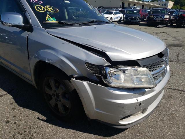 Photo 8 VIN: 3D4PH9FG8BT505373 - DODGE JOURNEY LU 