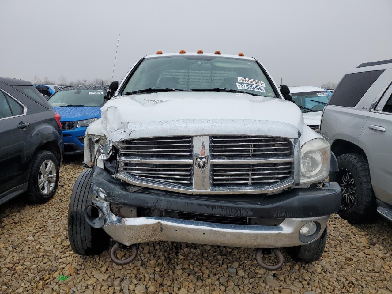 Photo 4 VIN: 3D6WD68A88G168565 - DODGE RAM 