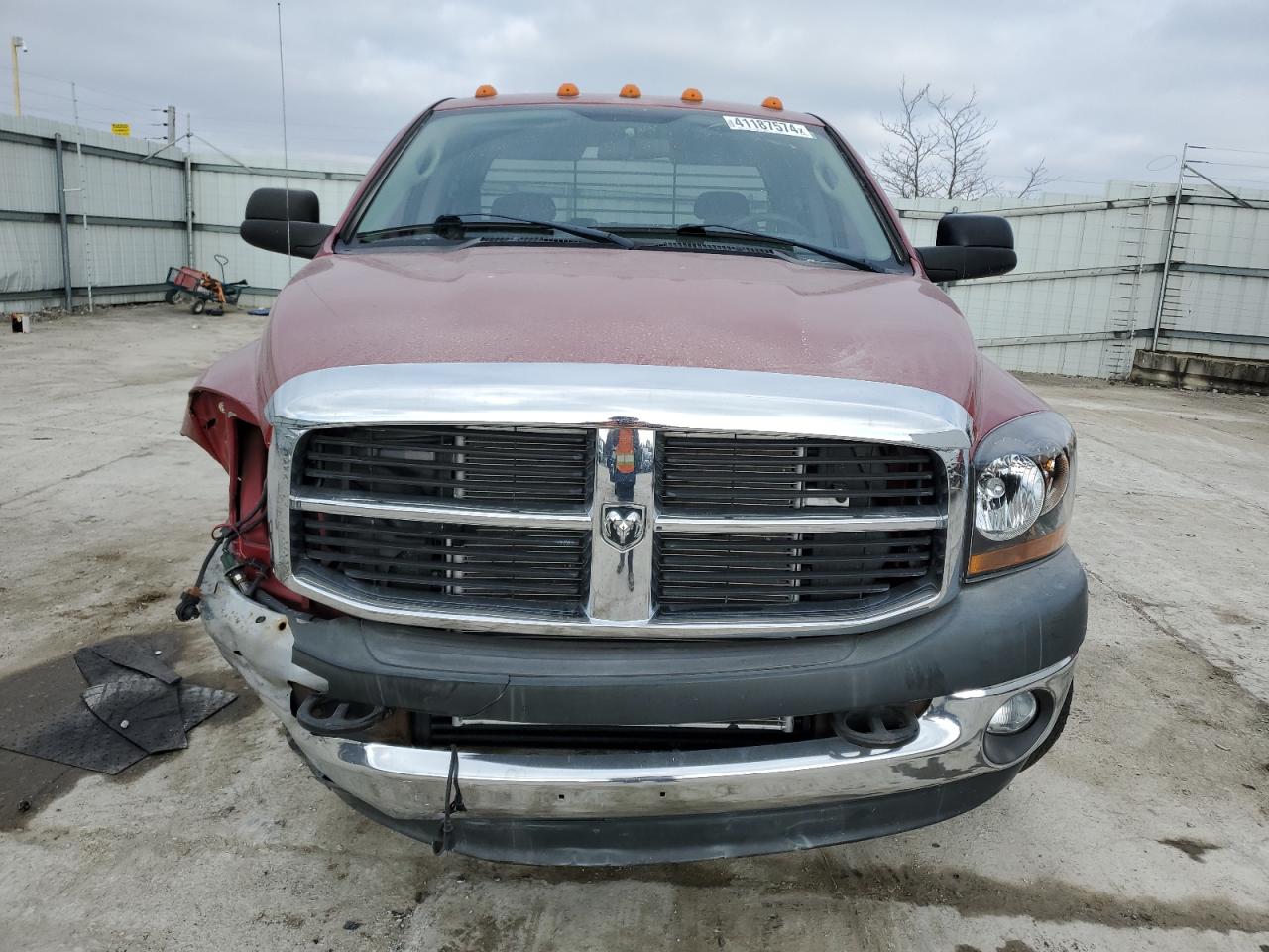 Photo 4 VIN: 3D6WH48A58G105433 - DODGE RAM 