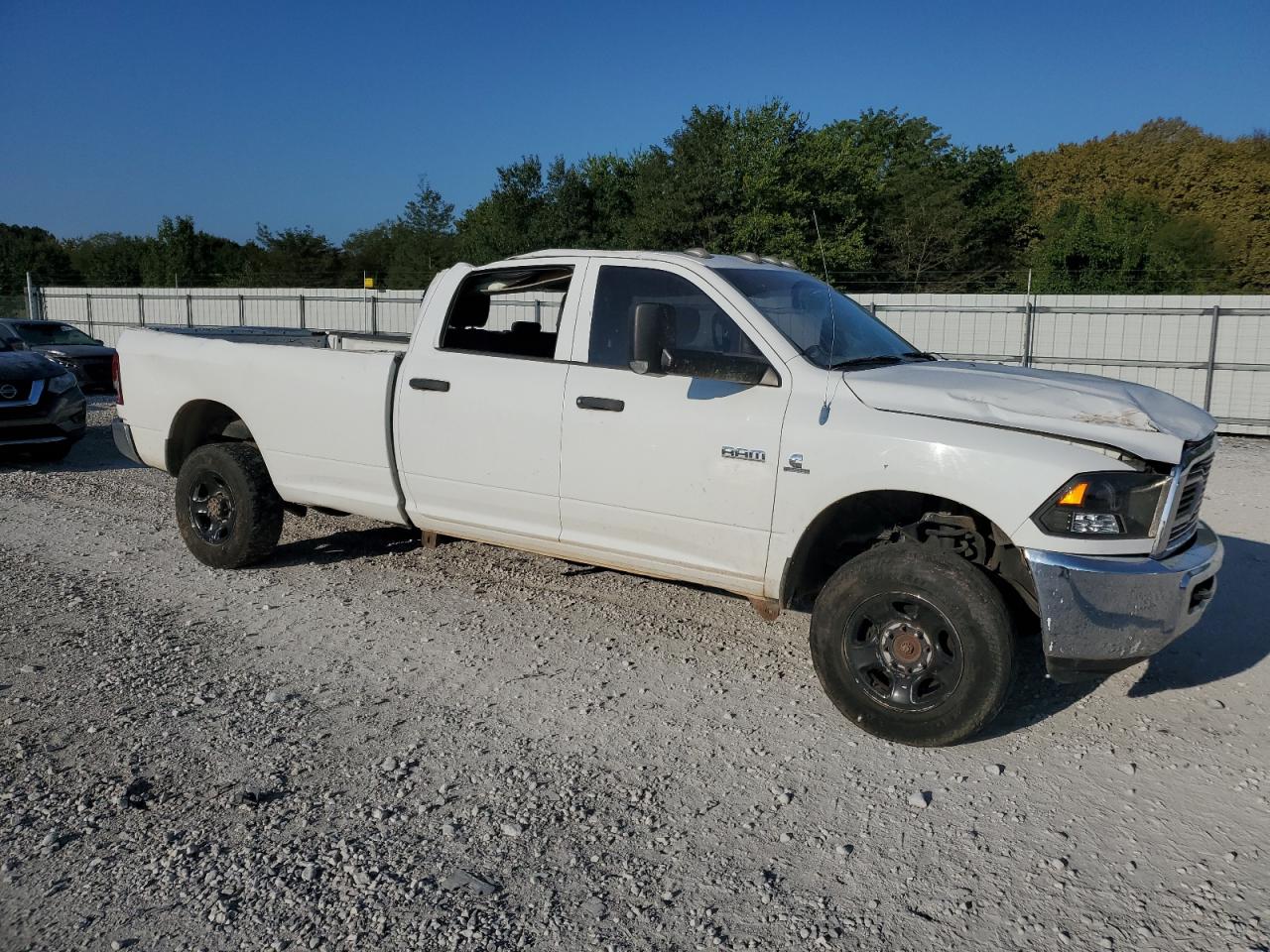 Photo 3 VIN: 3D73Y3CL0BG577998 - DODGE RAM 