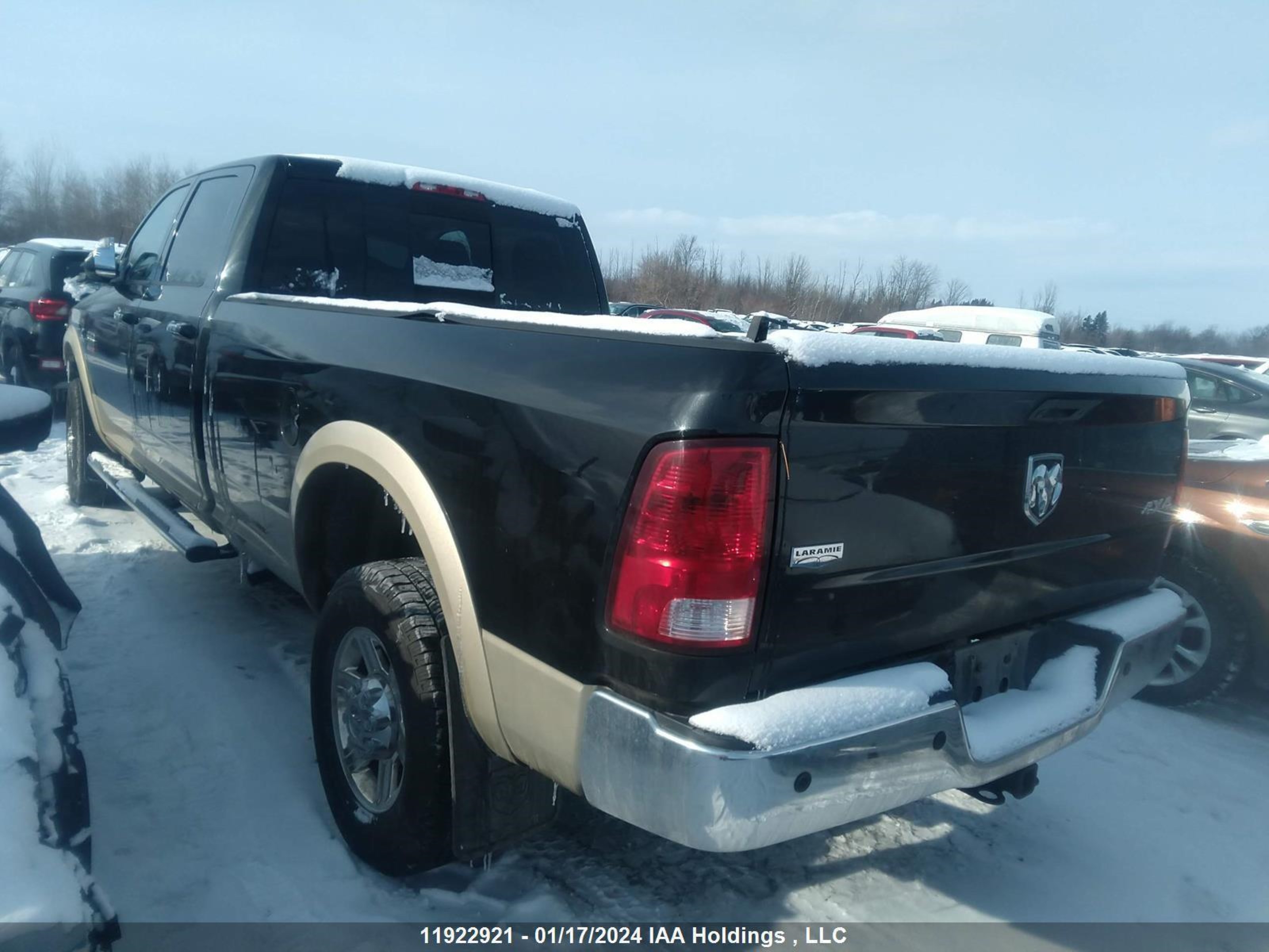 Photo 2 VIN: 3D73Y3CL1BG538207 - DODGE RAM 