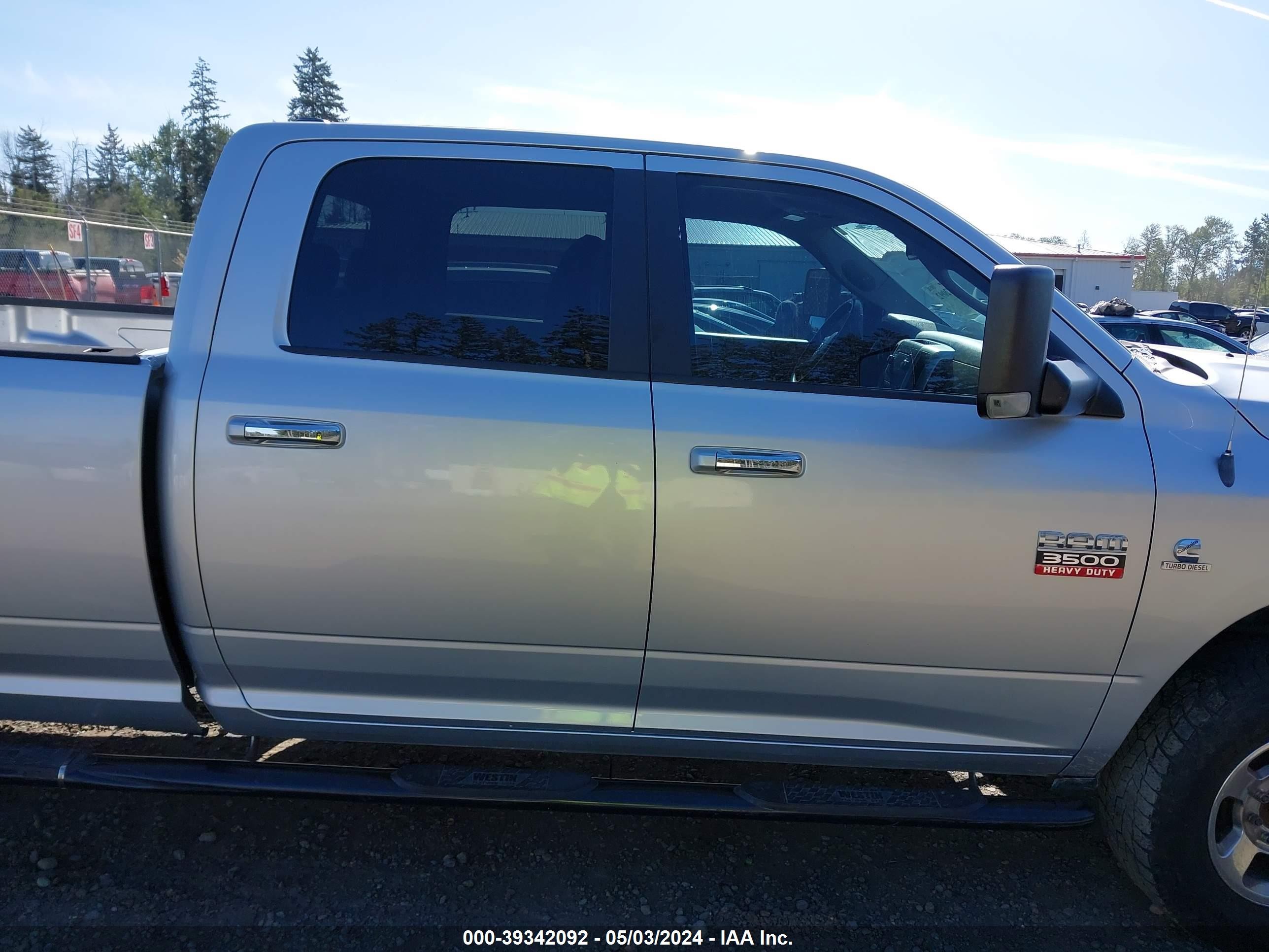 Photo 12 VIN: 3D73Y3CL6AG150274 - DODGE RAM 