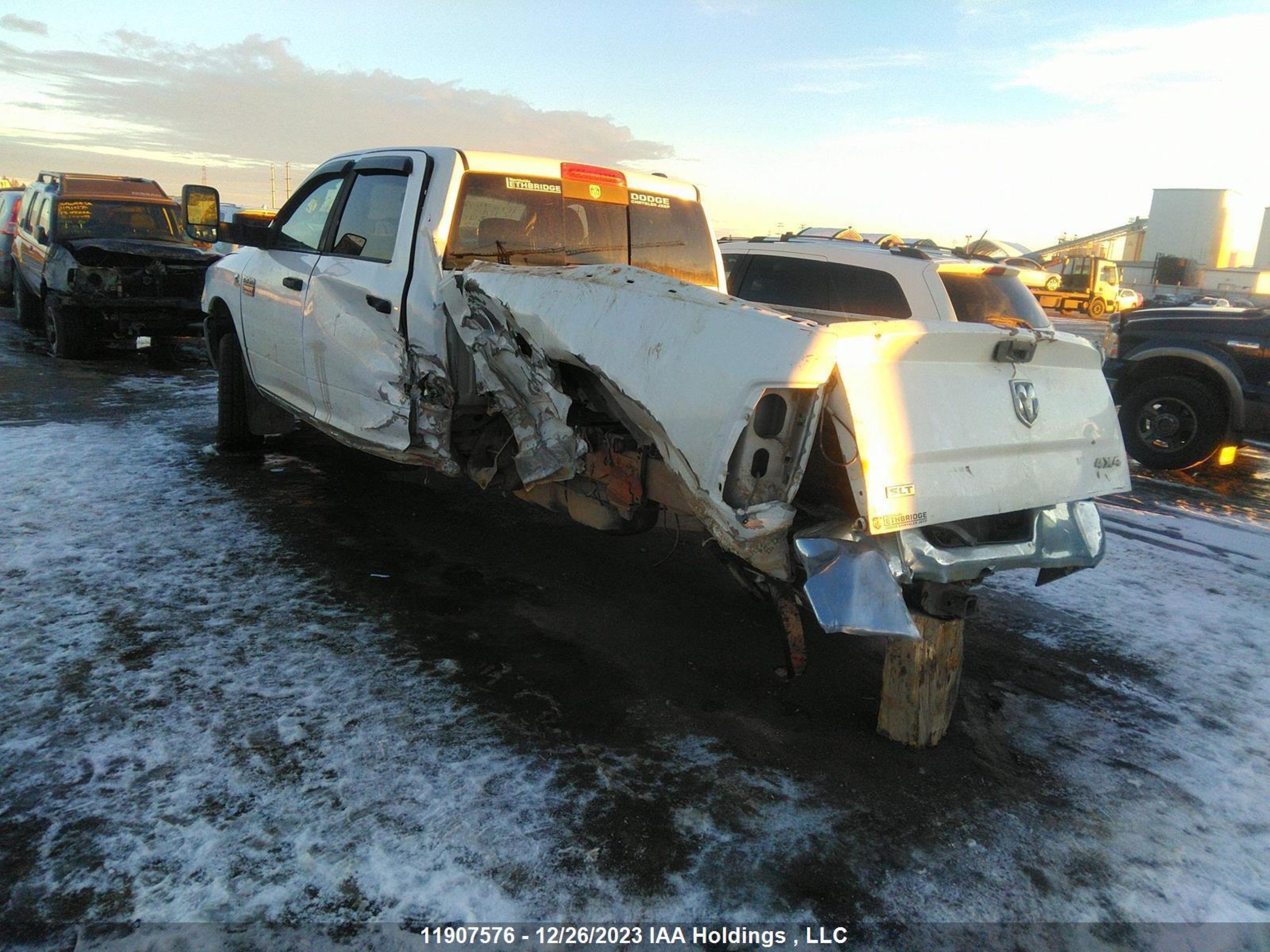 Photo 2 VIN: 3D73Y3CL7BG533464 - DODGE RAM 