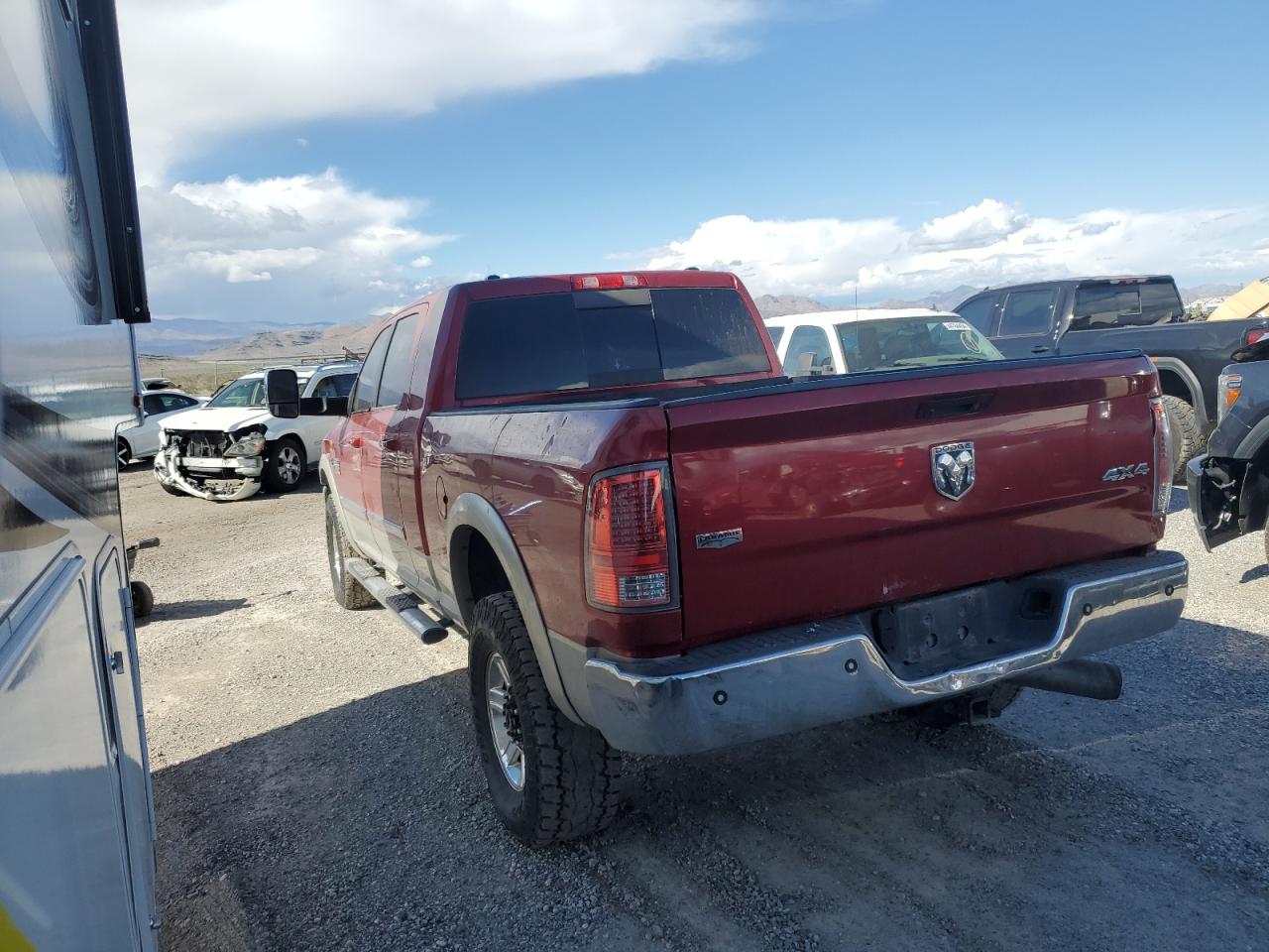 Photo 2 VIN: 3D73Y3HL6AG140269 - DODGE RAM 