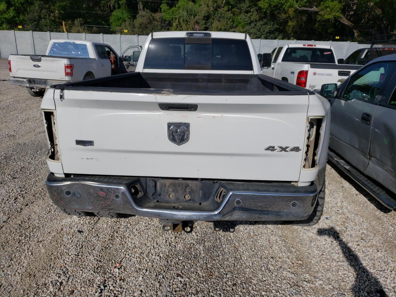 Photo 9 VIN: 3D73Y4CL3AG164591 - DODGE RAM 