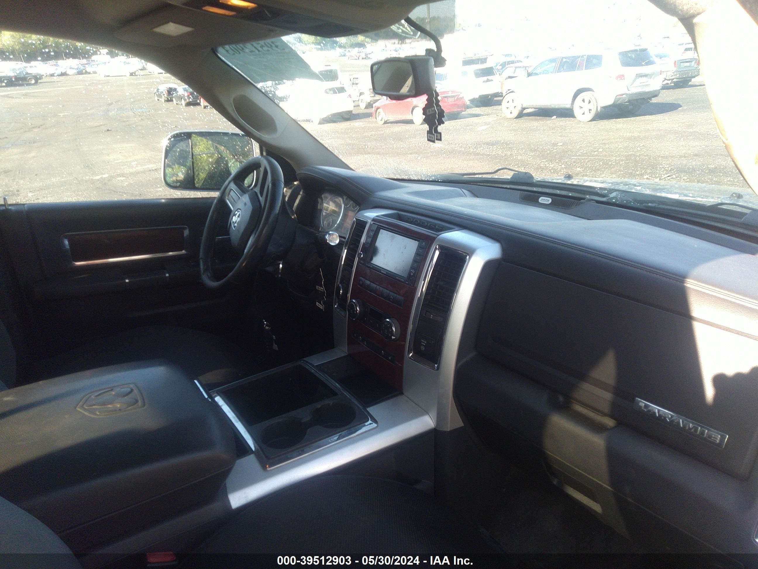 Photo 6 VIN: 3D73Y4CL3BG518353 - DODGE RAM 