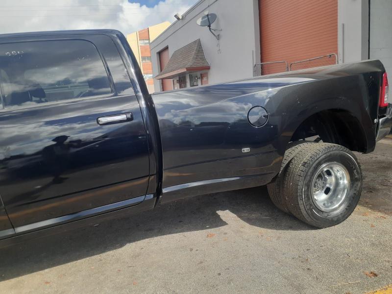 Photo 2 VIN: 3D73Y4CLXBG526966 - DODGE RAM 3500 