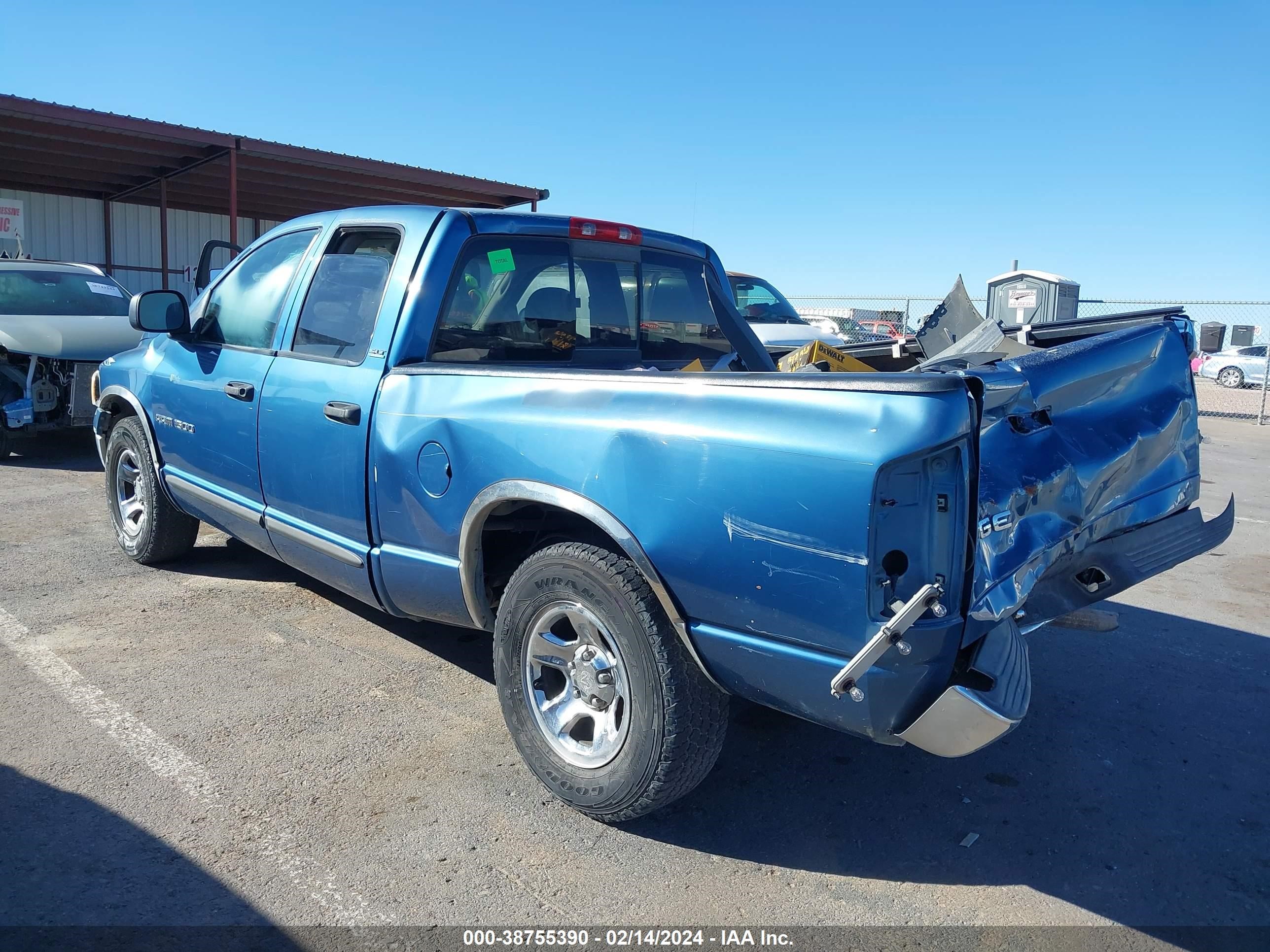 Photo 2 VIN: 3D7HA18N22G154414 - DODGE RAM 