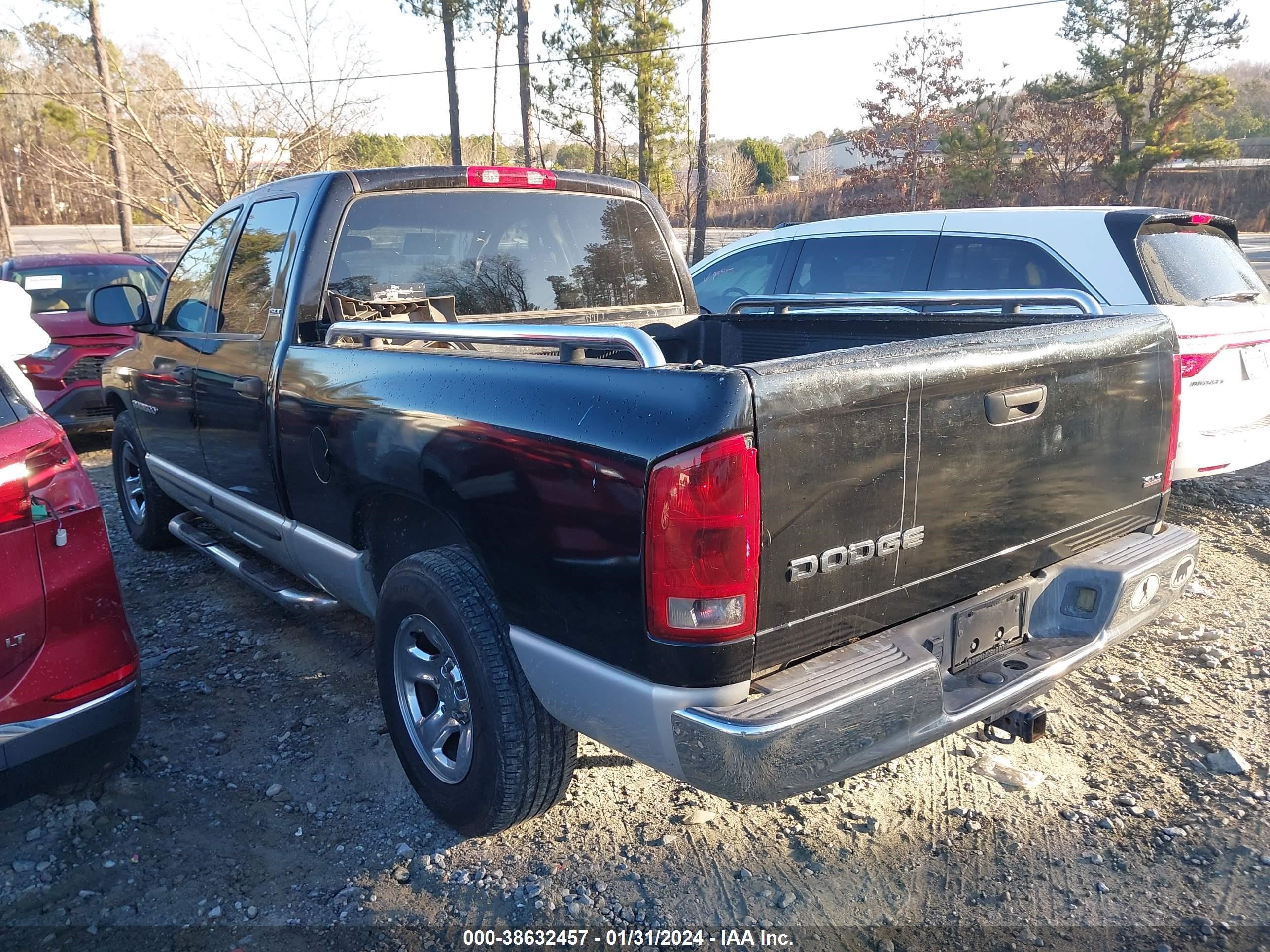 Photo 2 VIN: 3D7HA18NX2G199312 - DODGE RAM 