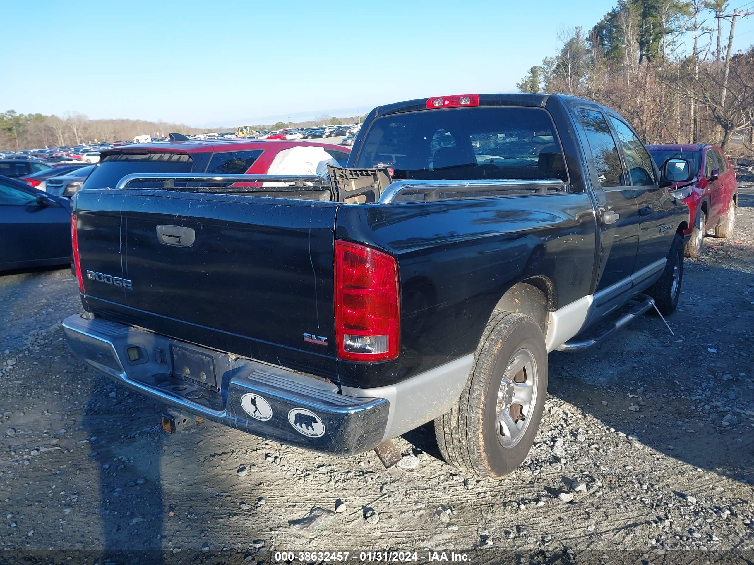 Photo 3 VIN: 3D7HA18NX2G199312 - DODGE RAM 