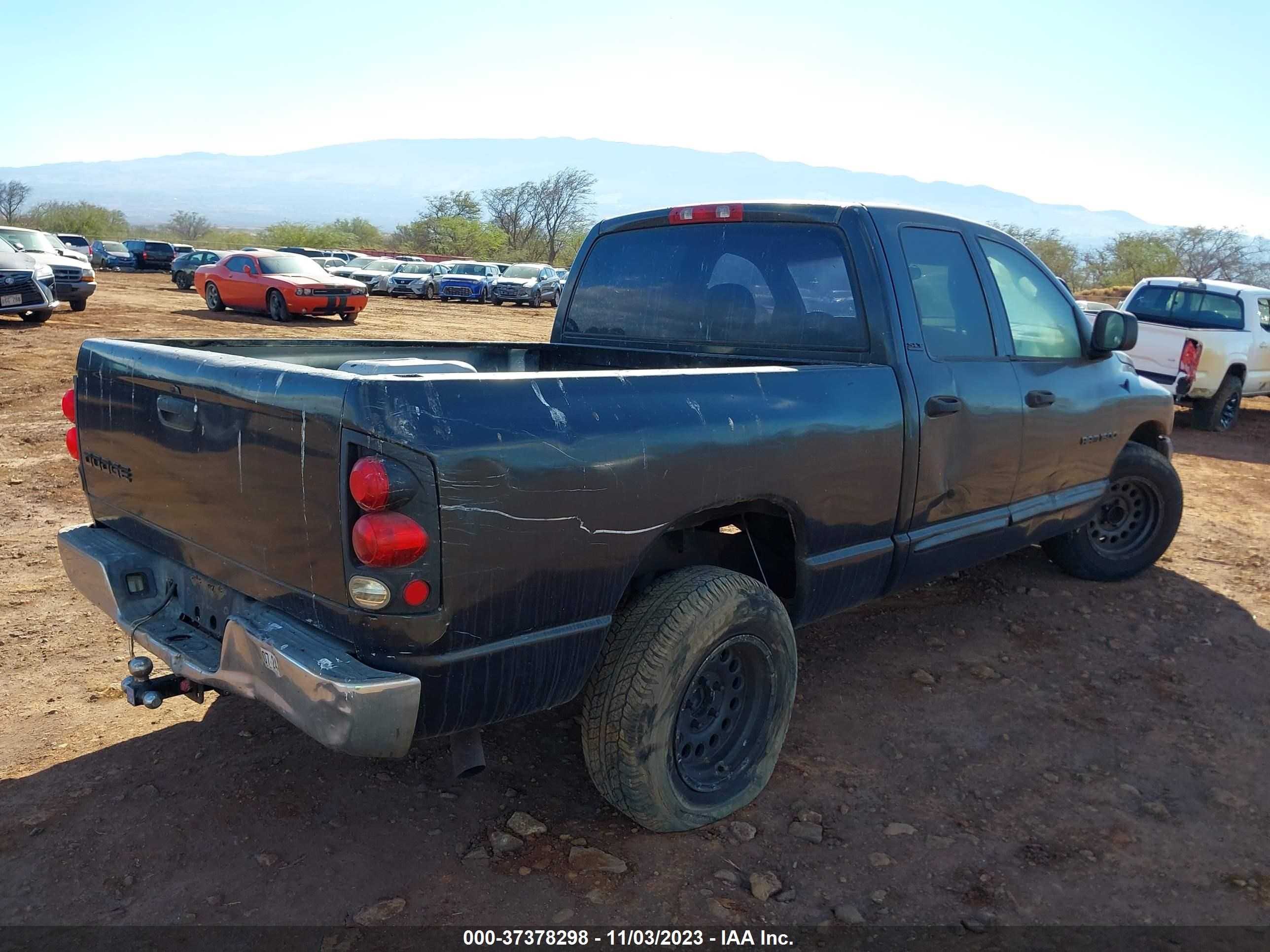 Photo 3 VIN: 3D7HA18Z12G194325 - DODGE RAM 