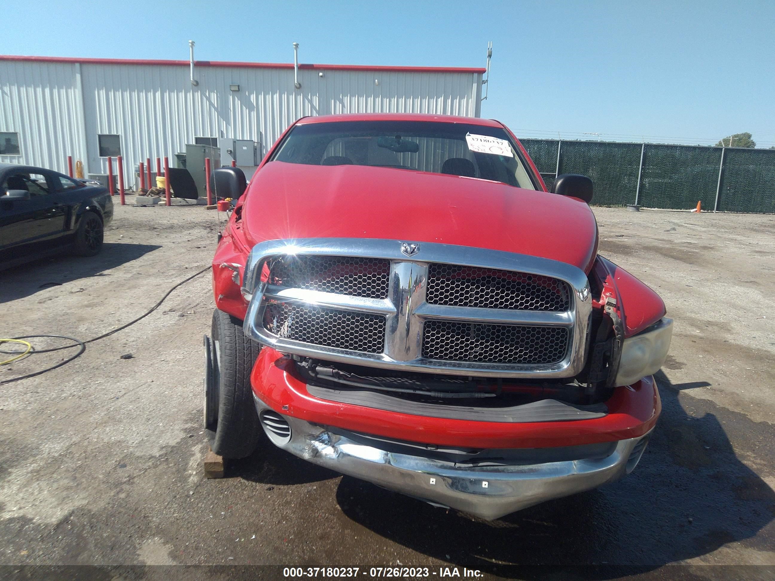 Photo 11 VIN: 3D7HA18Z52G161120 - DODGE RAM 